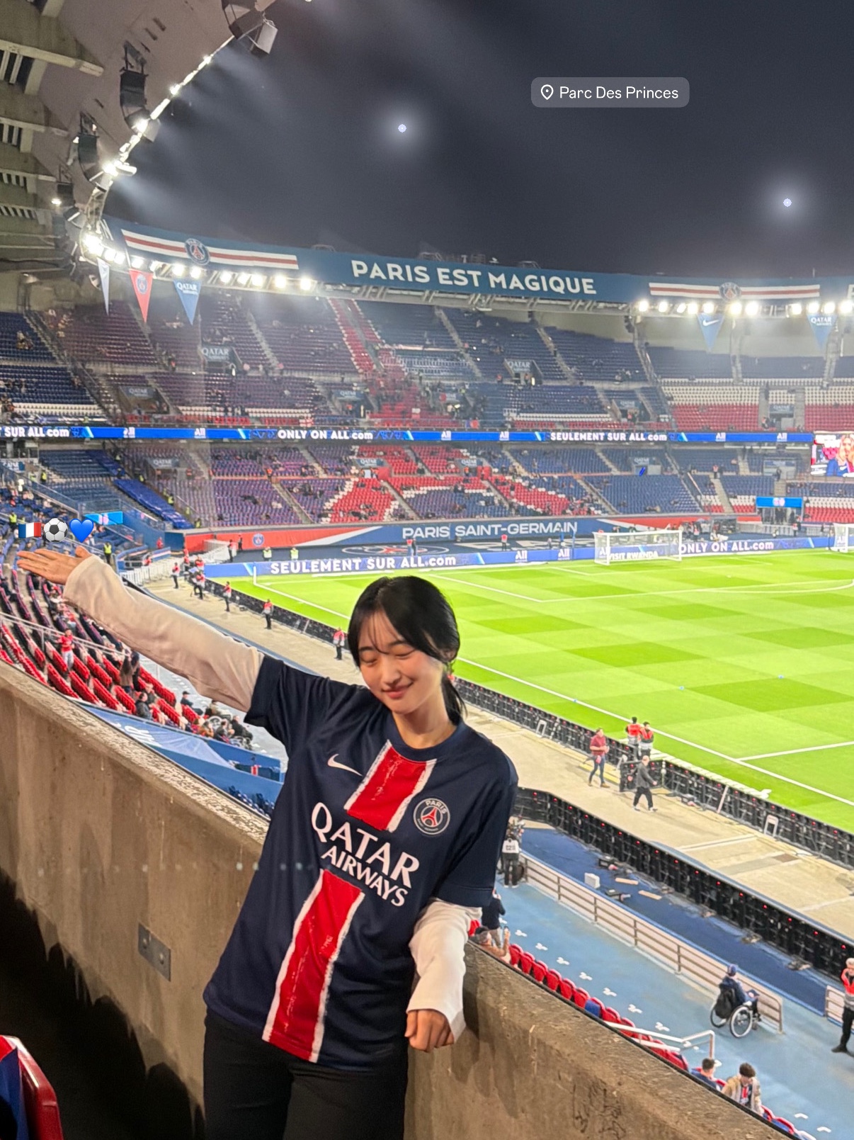Nike Paris Saint-Germain 2024/25 Dri-Fit Stadium Home Replica Jersey Midnight Navy (Non Marking Ver.) 착용 스타일 - 1