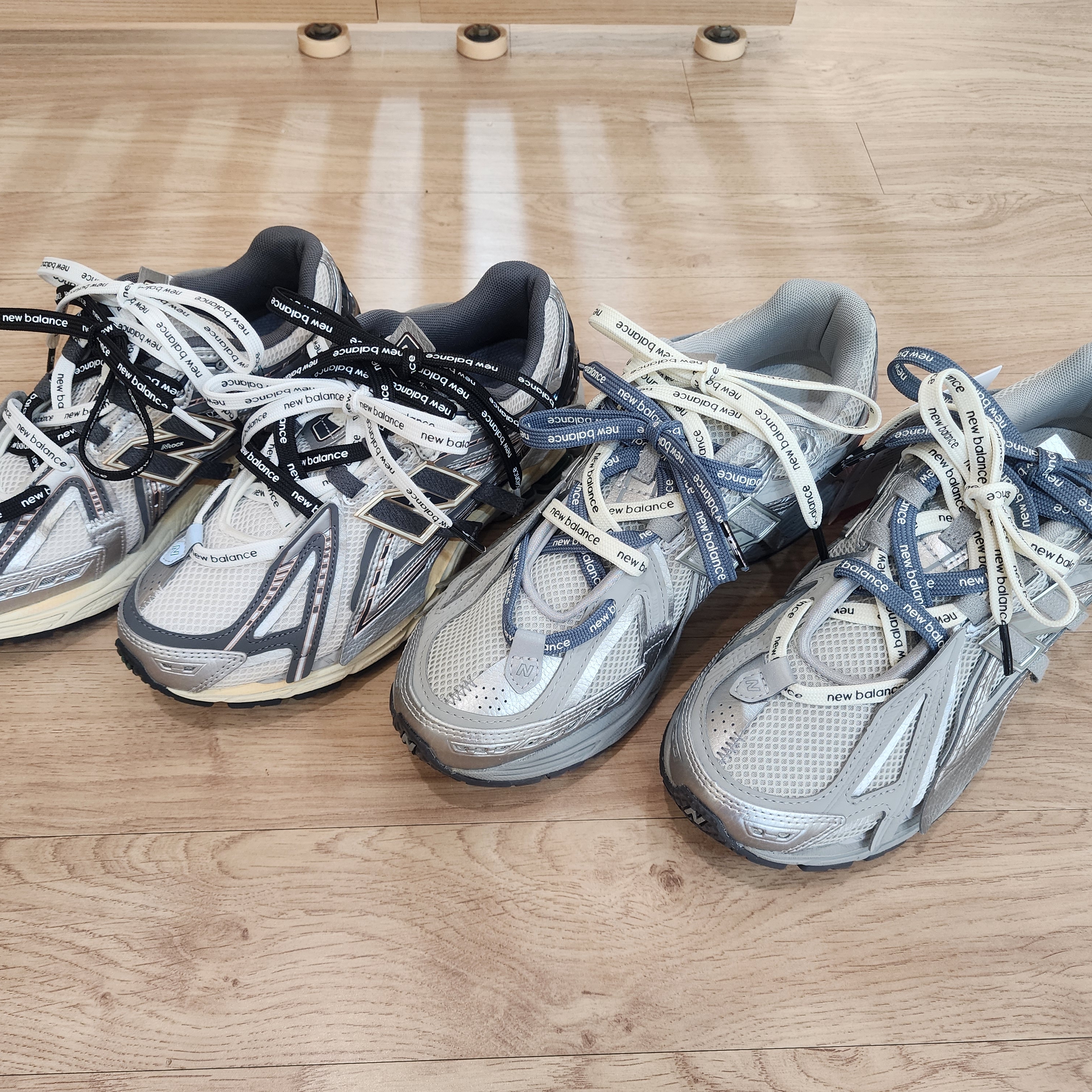 New Balance 1906A Concrete Silver Metallic, New Balance 1906A Silver Metallic Castlerock 착용 스타일 - 3