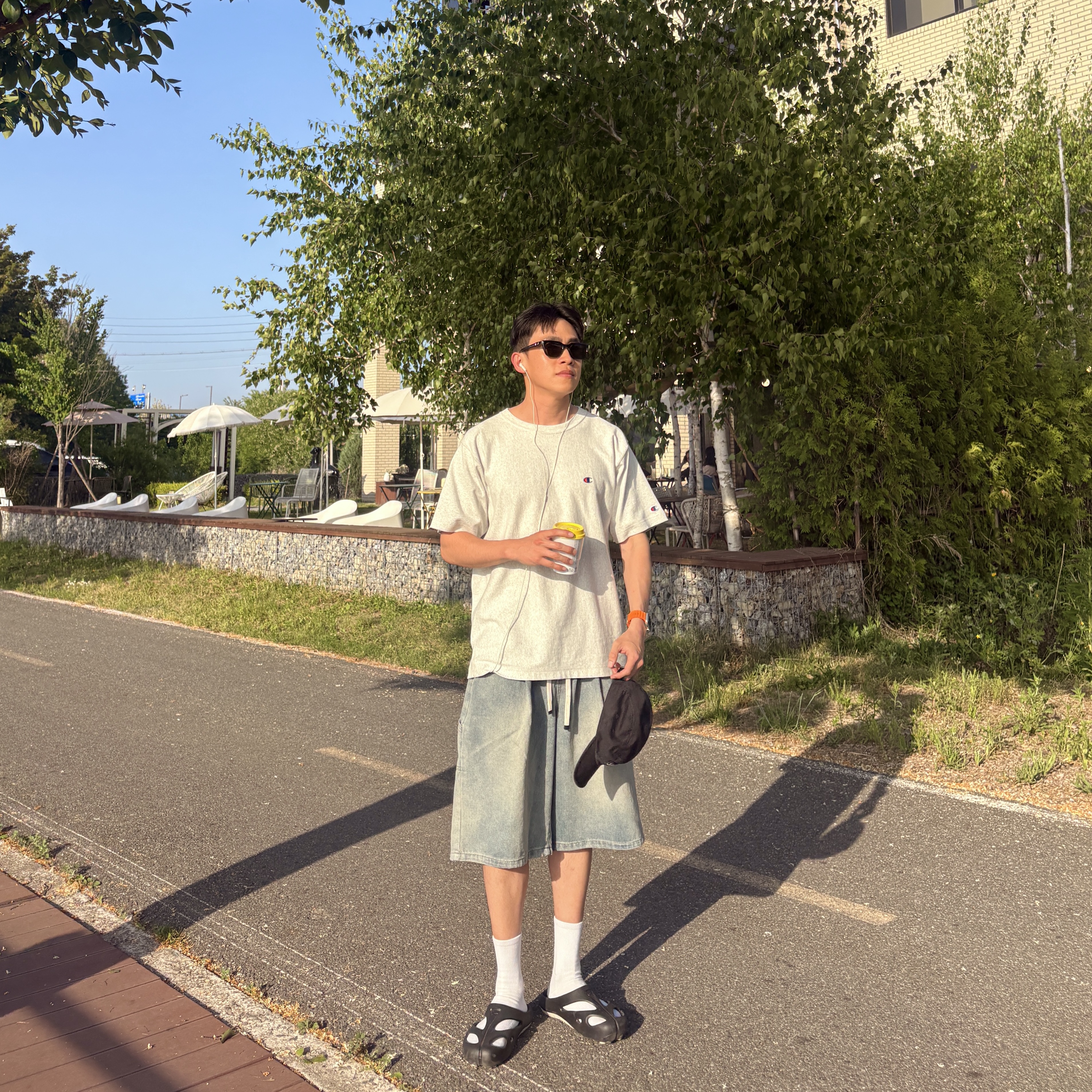Supreme Washed Chino Twill Camp Cap Black - 24SS, Gentle Monster Hovo 01 Black 착용 스타일 - 3