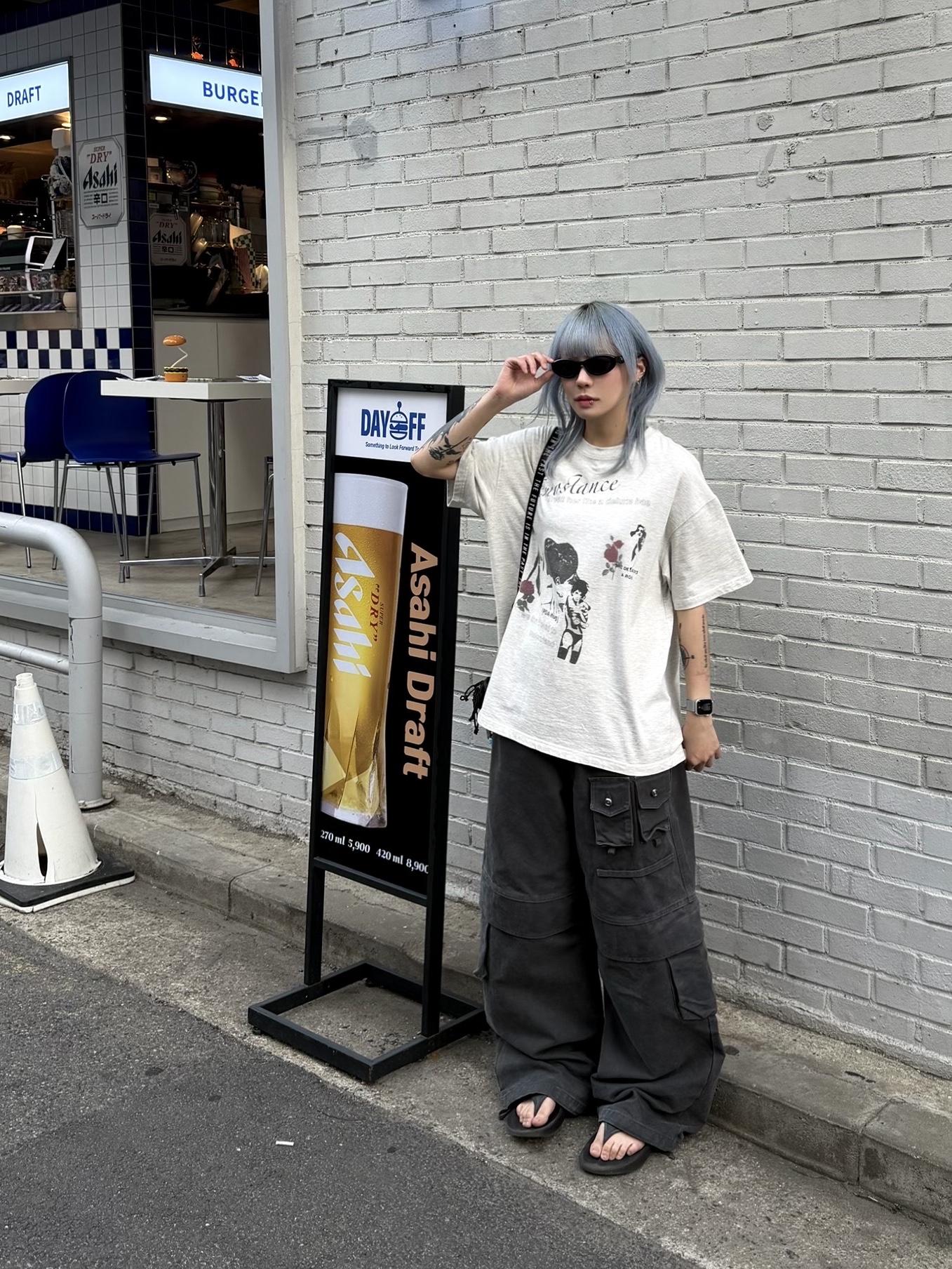 Prada Symbole Sunglasses Slate Gray Lenses Alternative fit 착용 스타일 - 4