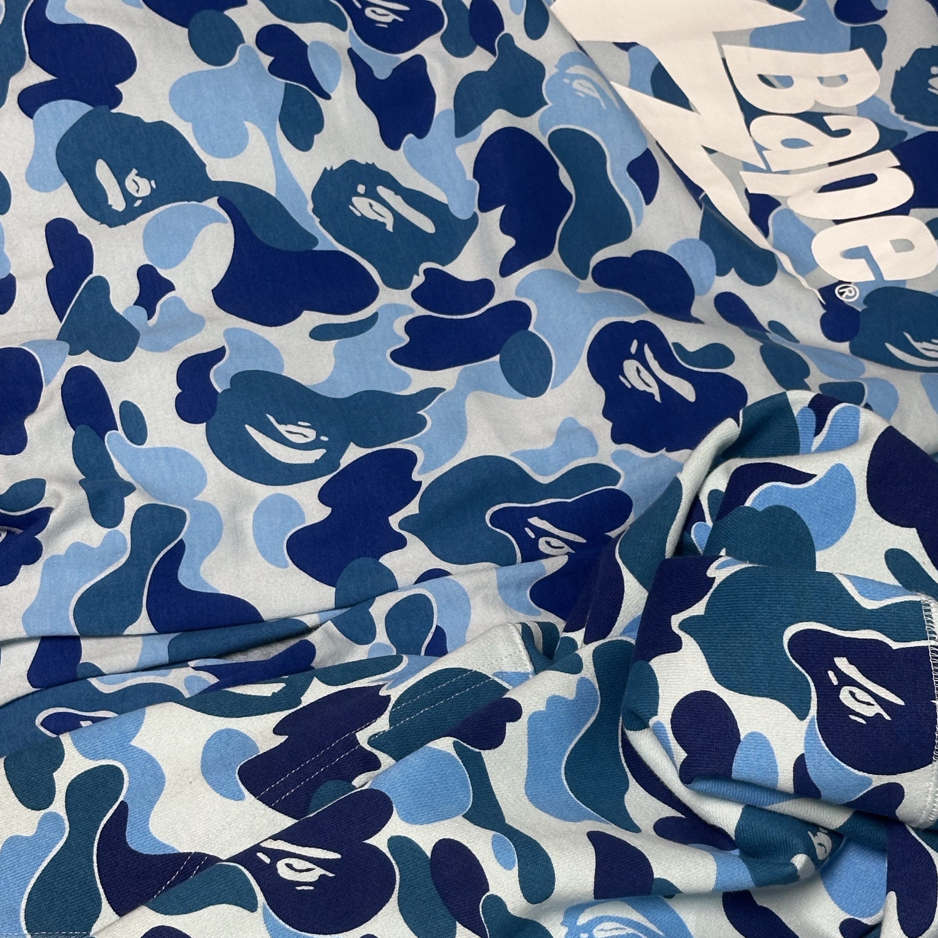BAPE ABC Camo Bape Sta L/S T-Shirt Blue, BAPE  ABC Camo 2nd Ape Full Zip Hoodie Blue 착용 스타일
