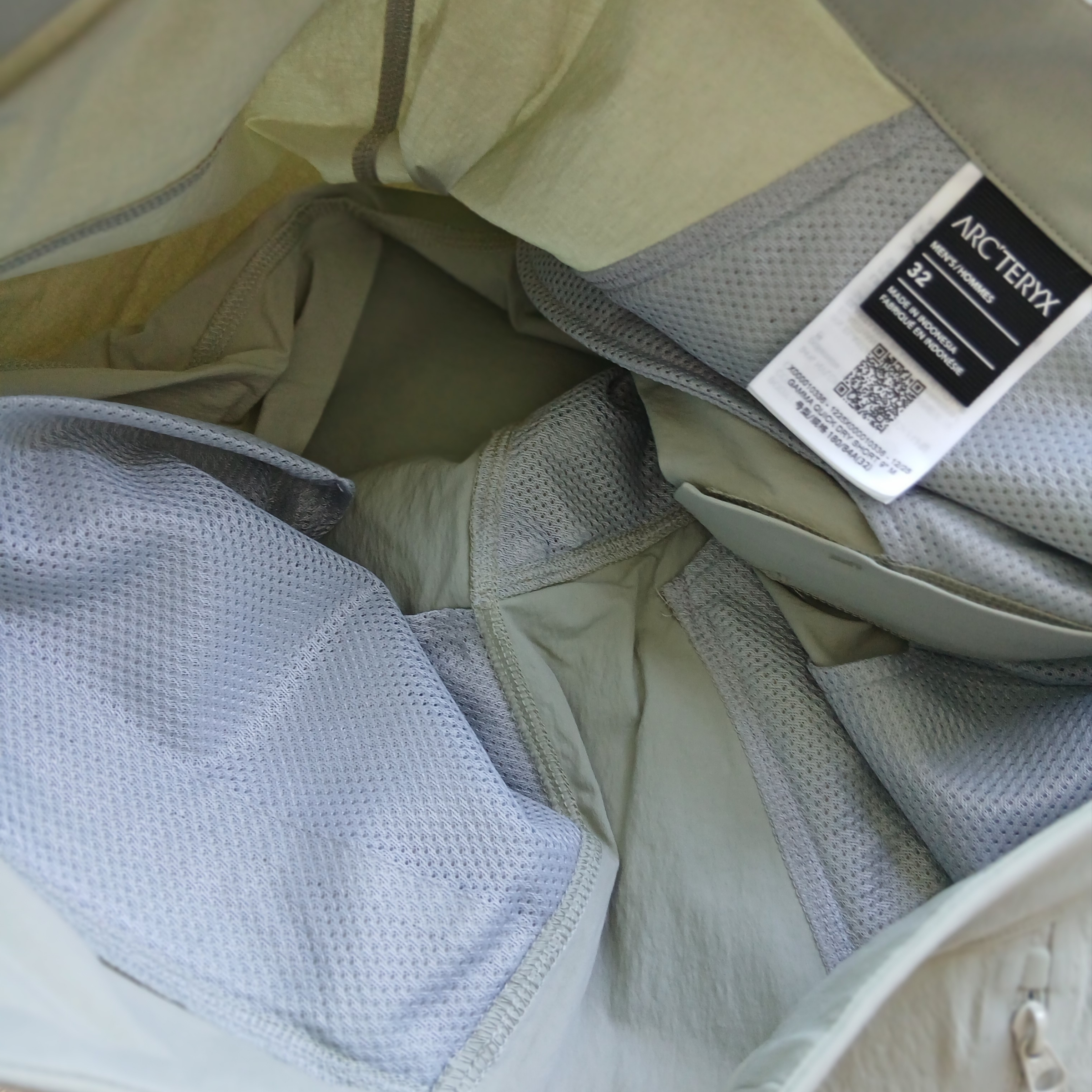 Arc'teryx Gamma Quick Dry Shorts 9 Inch Black, Arc'teryx Gamma Quick Dry Shorts 9 Inch Habitat 착용 스타일 - 7