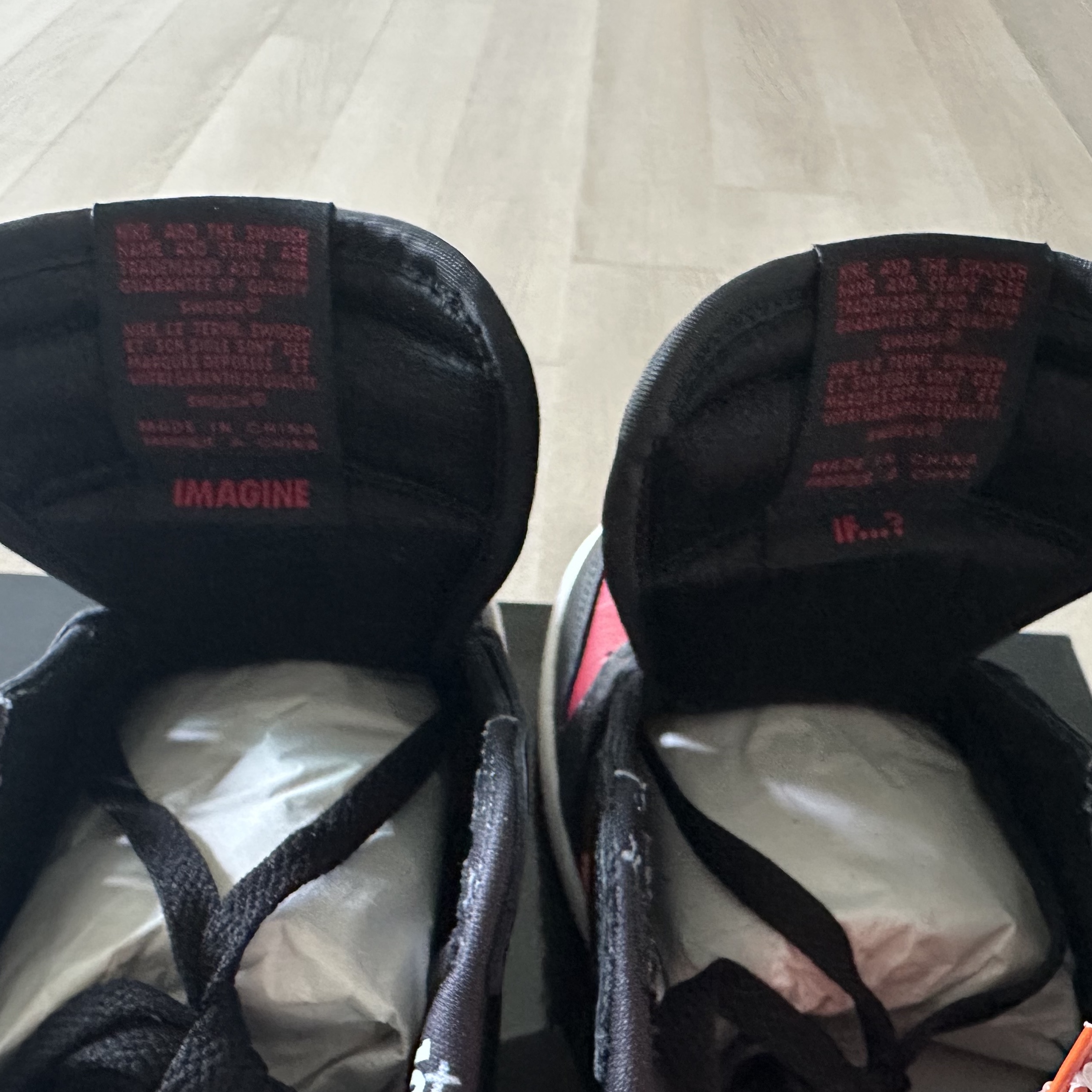 Jordan 1 Retro Low OG Banned 2026 착용 스타일 - 6