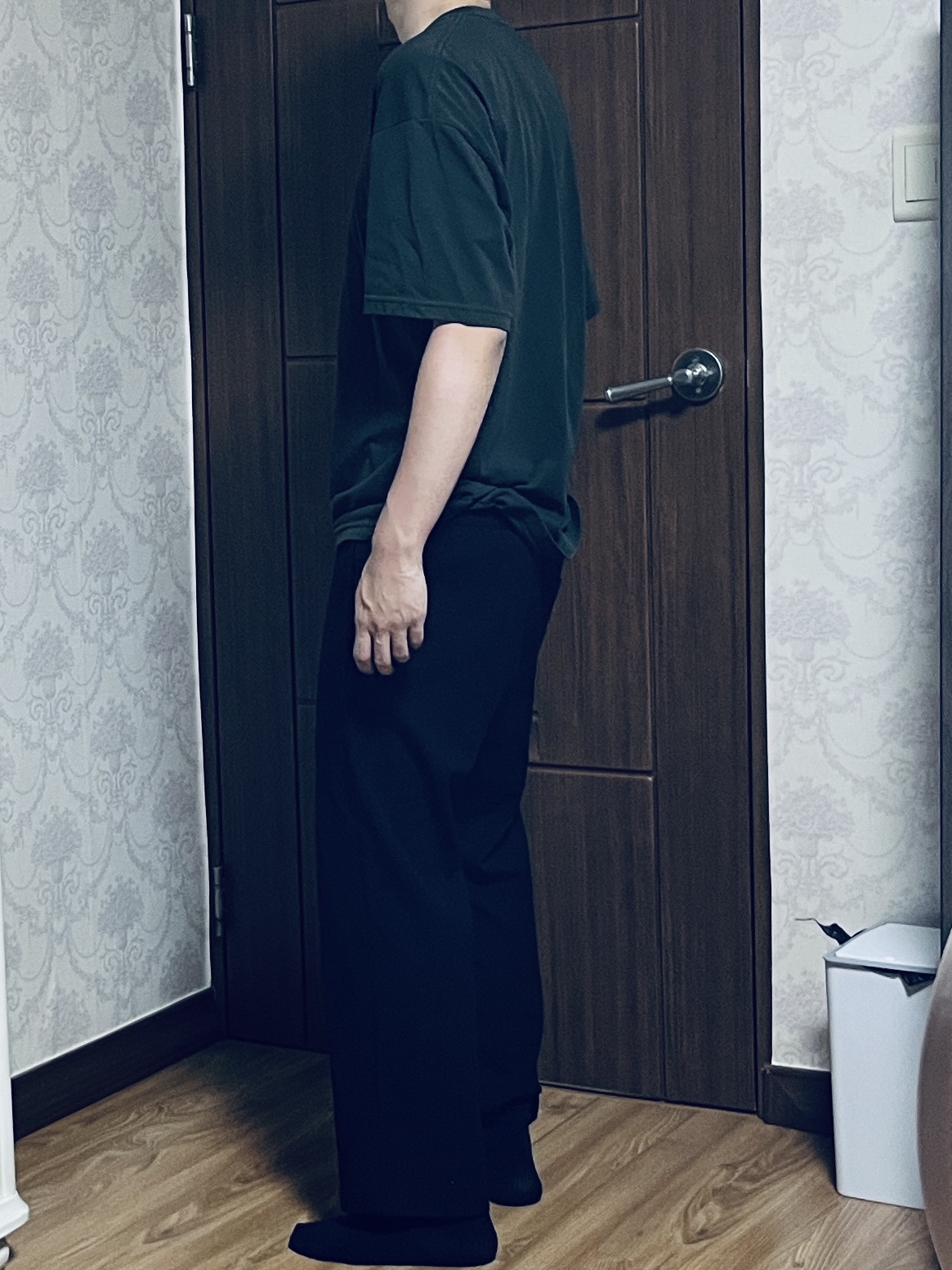 GU x Undercover High Socks Navy 착용 스타일
