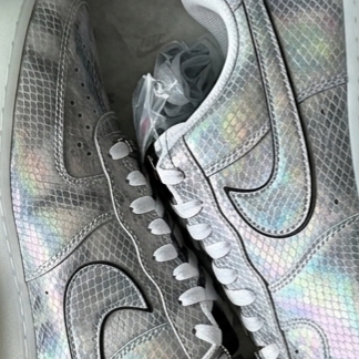 Nike x Kobe Bryant Air Force 1 Low Lenticular 착용 스타일