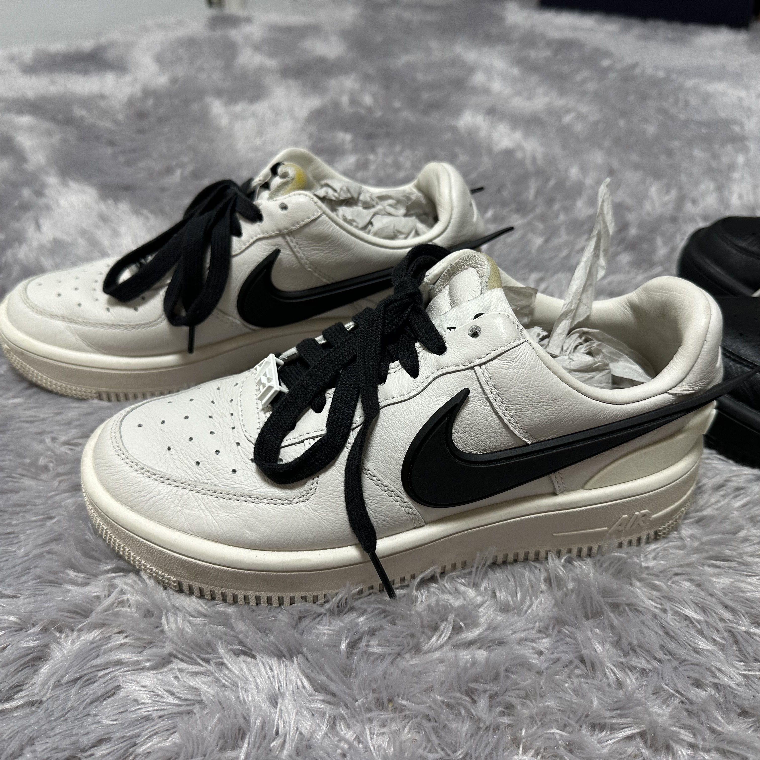Nike x Ambush Air Force 1 Low SP Phantom 착용 스타일 - 1