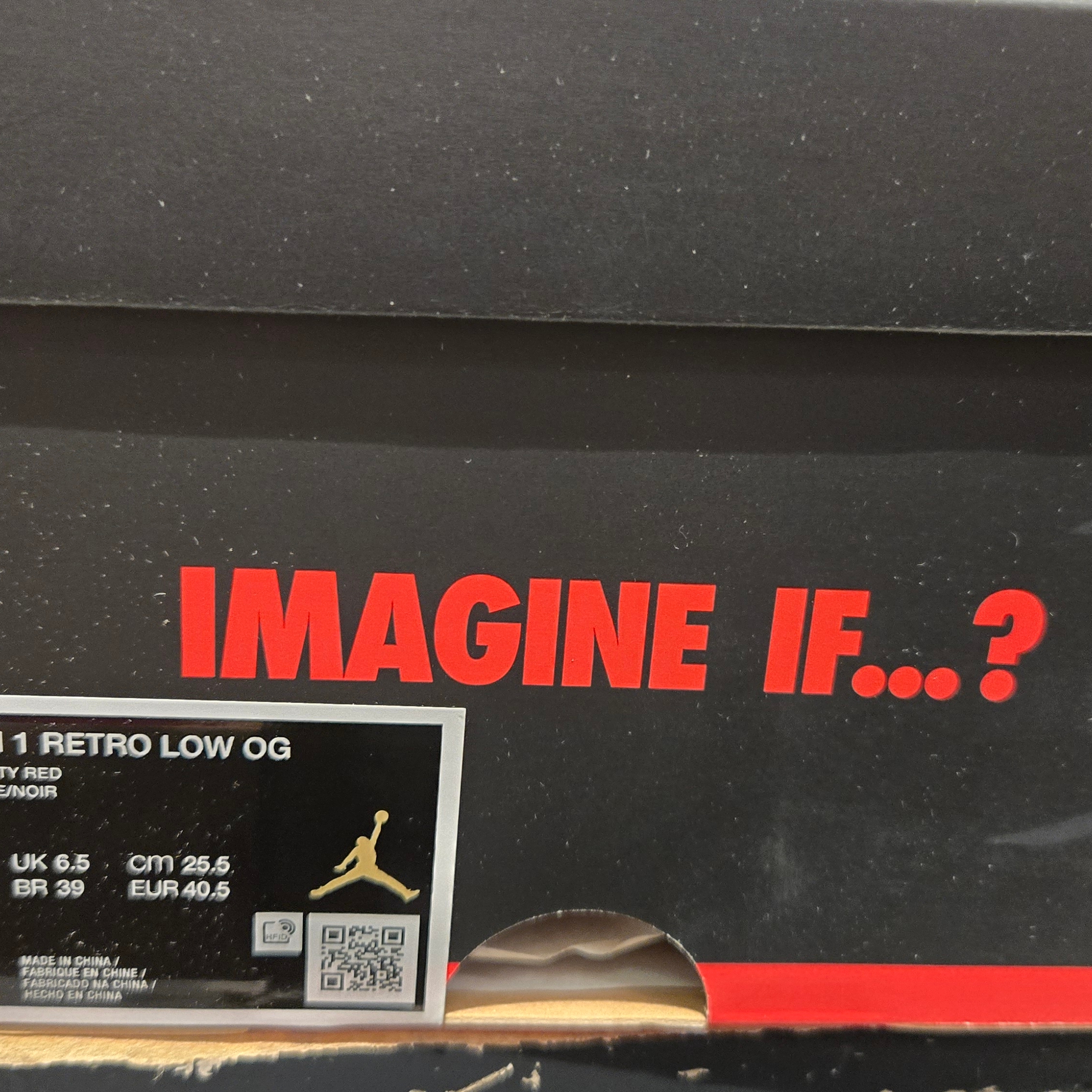 Jordan 1 Retro Low OG Banned 2026 착용 스타일 - 3