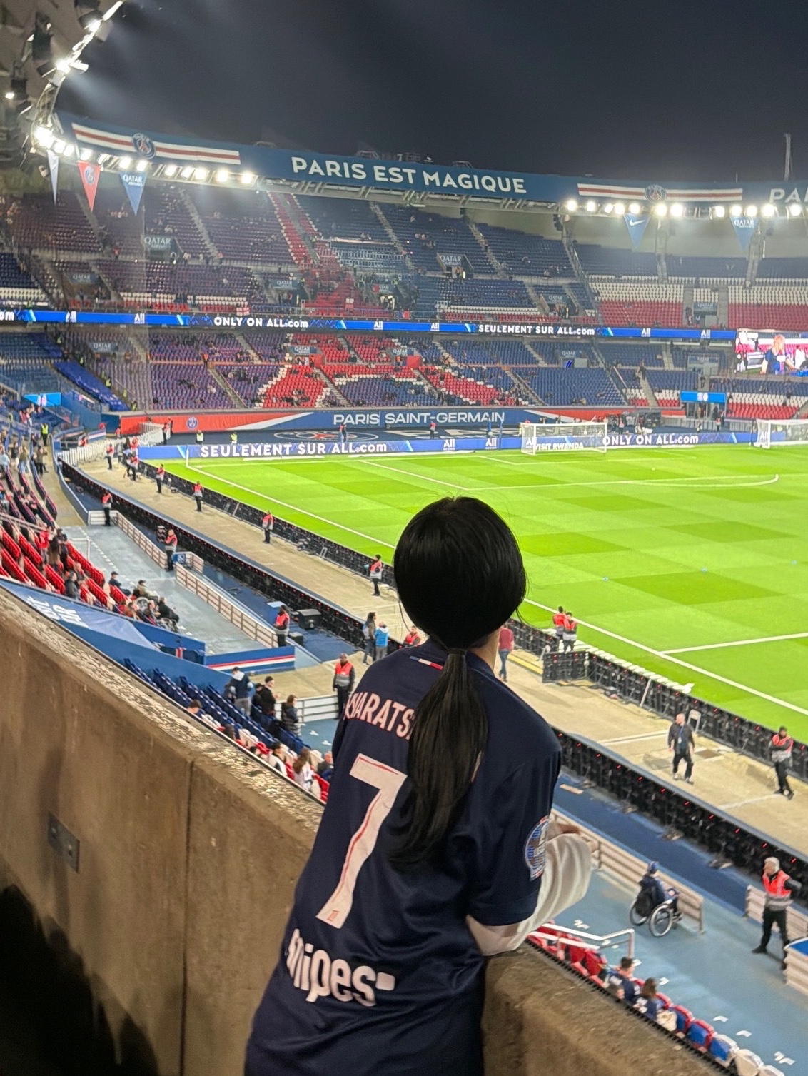 Nike Paris Saint-Germain 2024/25 Dri-Fit Stadium Home Replica Jersey Midnight Navy (Non Marking Ver.) 착용 스타일 - 2