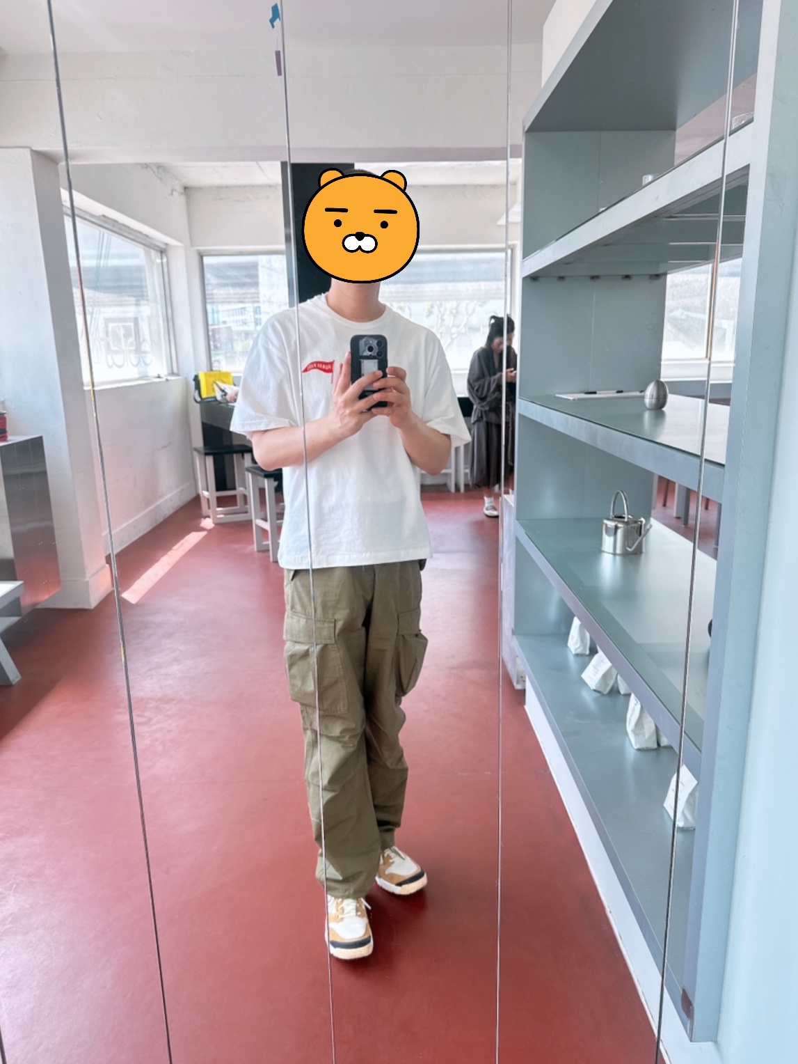 Human Made Graphic T-Shirt White, Nike x Tom Sachs Mars Yard Shoe 3.0 Space Camp 착용 스타일