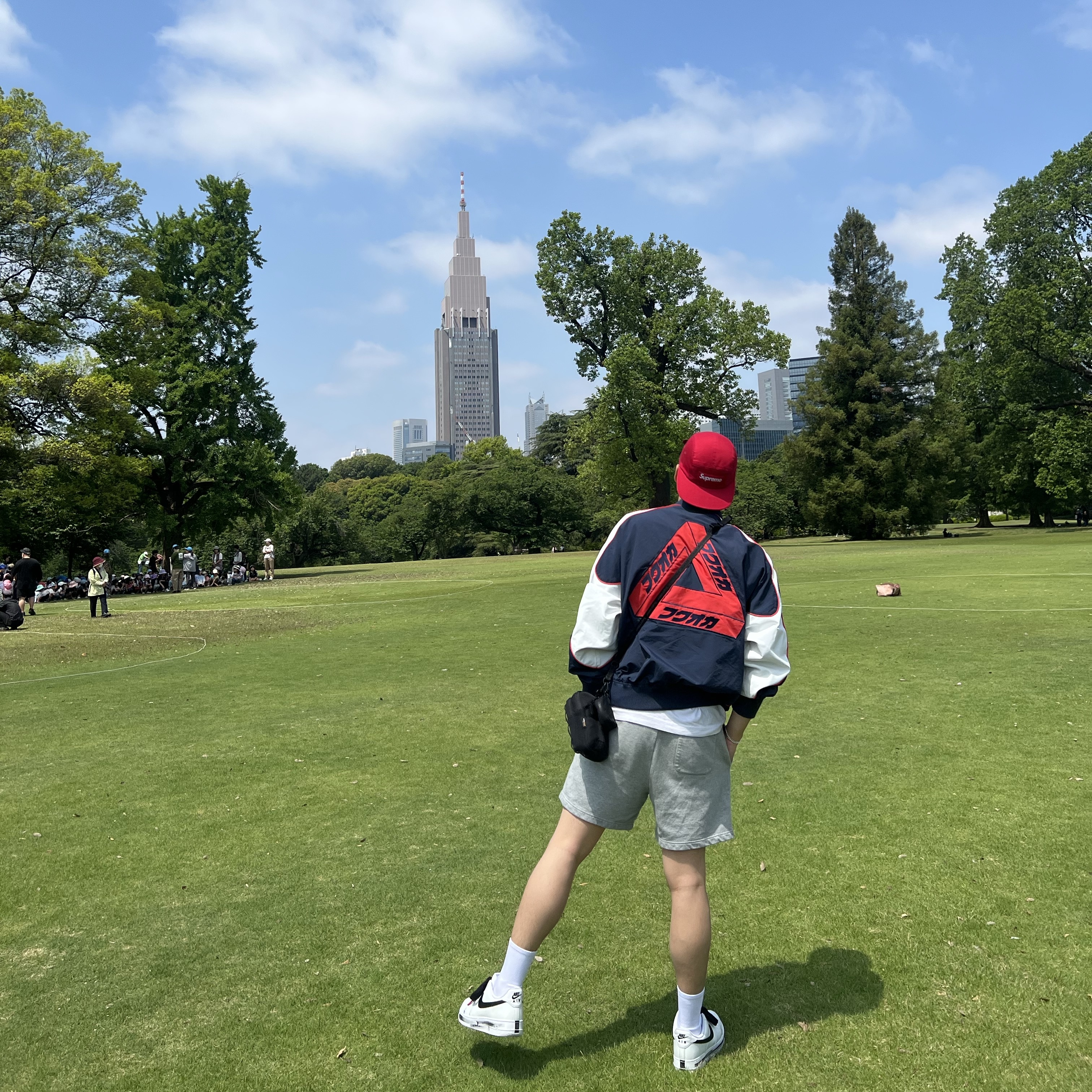 Supreme Washed Chino Twill Camp Cap Red - 26SS, Palace Fukuoka Track Jacket Navy - 25FW 착용 스타일