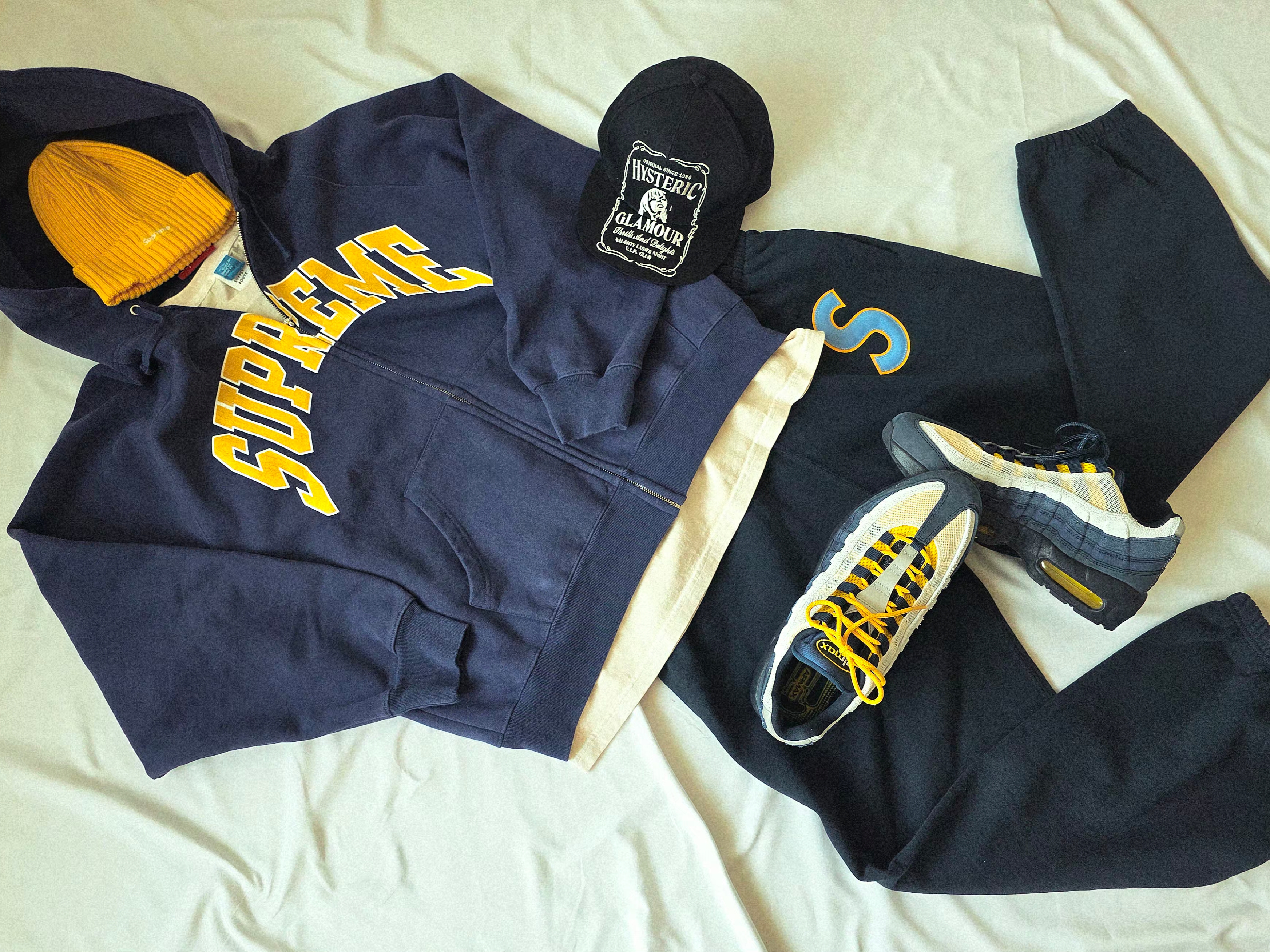 Nike x Eric Koston SB Air Max 95 Obsidian and Speed Yellow, My Name is Peter I Am Hot Cap Yellow 착용 스타일 - 3