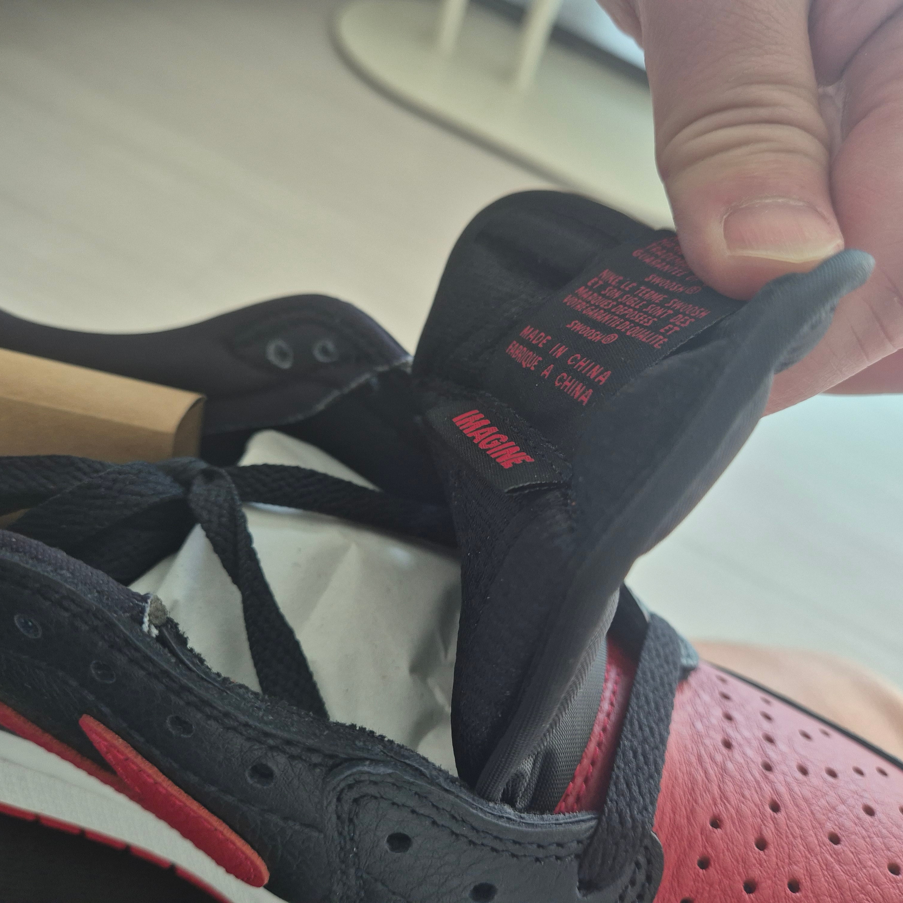 Jordan 1 Retro Low OG Banned 2026 착용 스타일 - 2