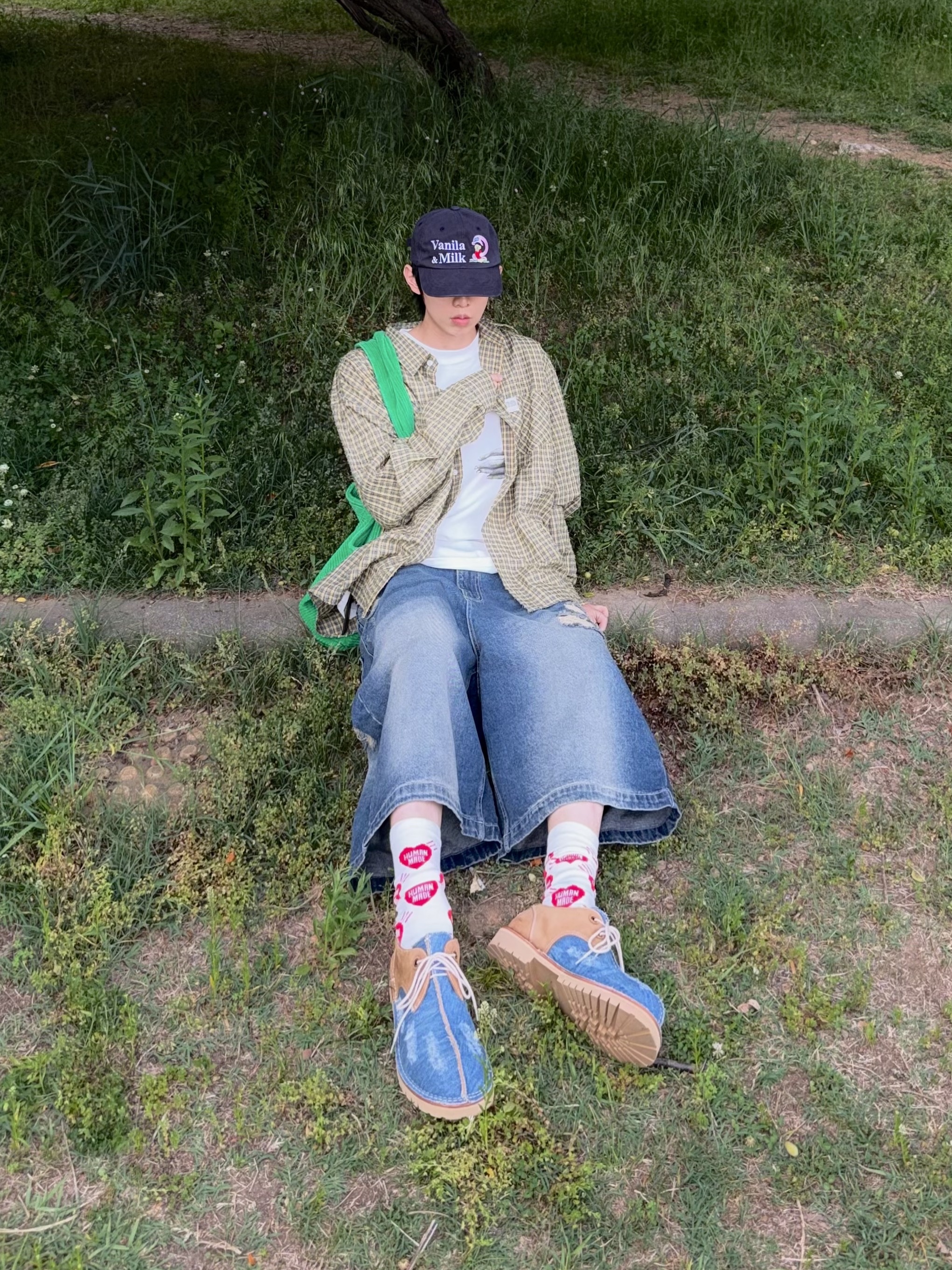 True Religion x Ferker Rody: The Upcycled Archive, Human Made Heart Pattern Socks Red 착용 스타일 - 3