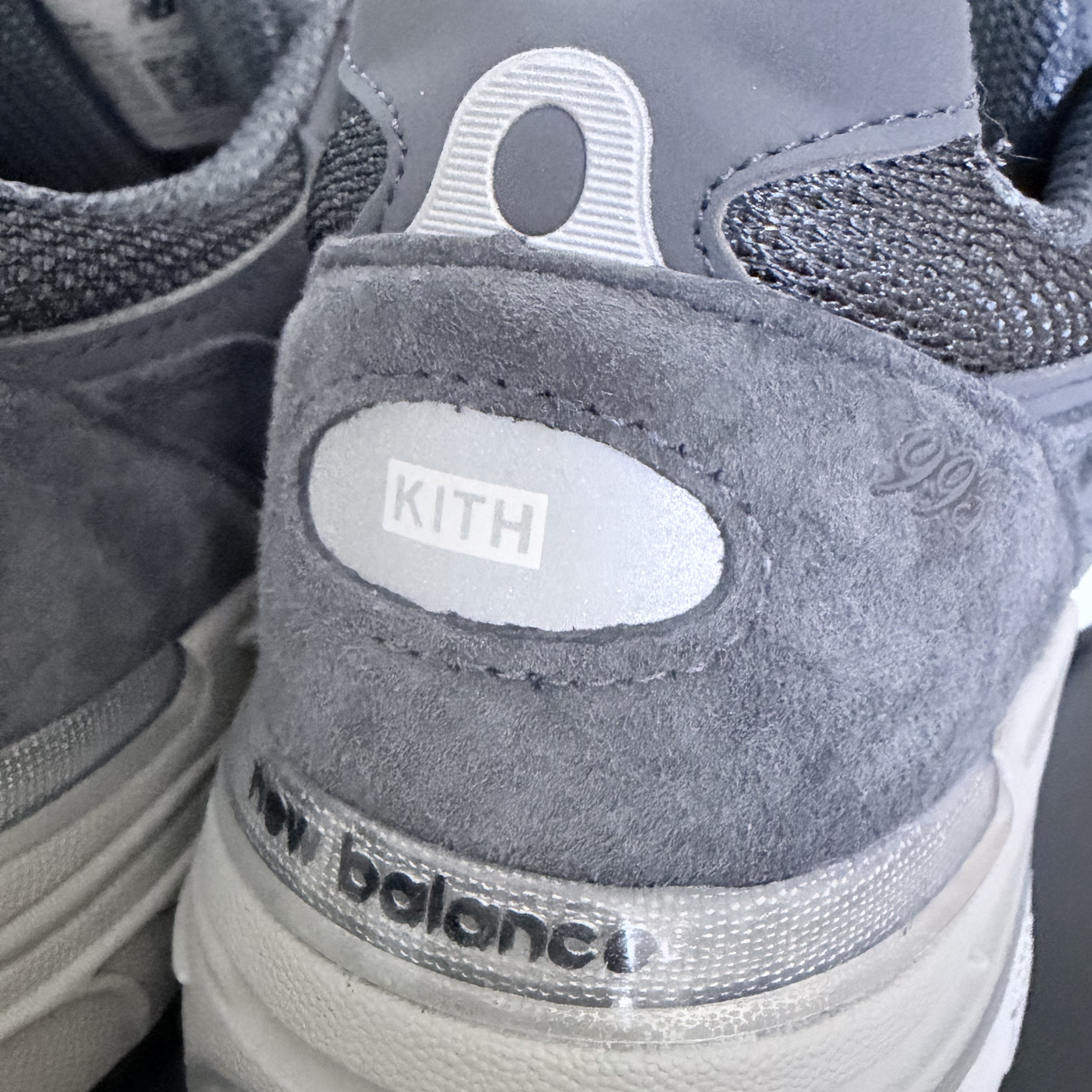New Balance x Kith 993 Made in USA Asteroid 착용 스타일 - 3