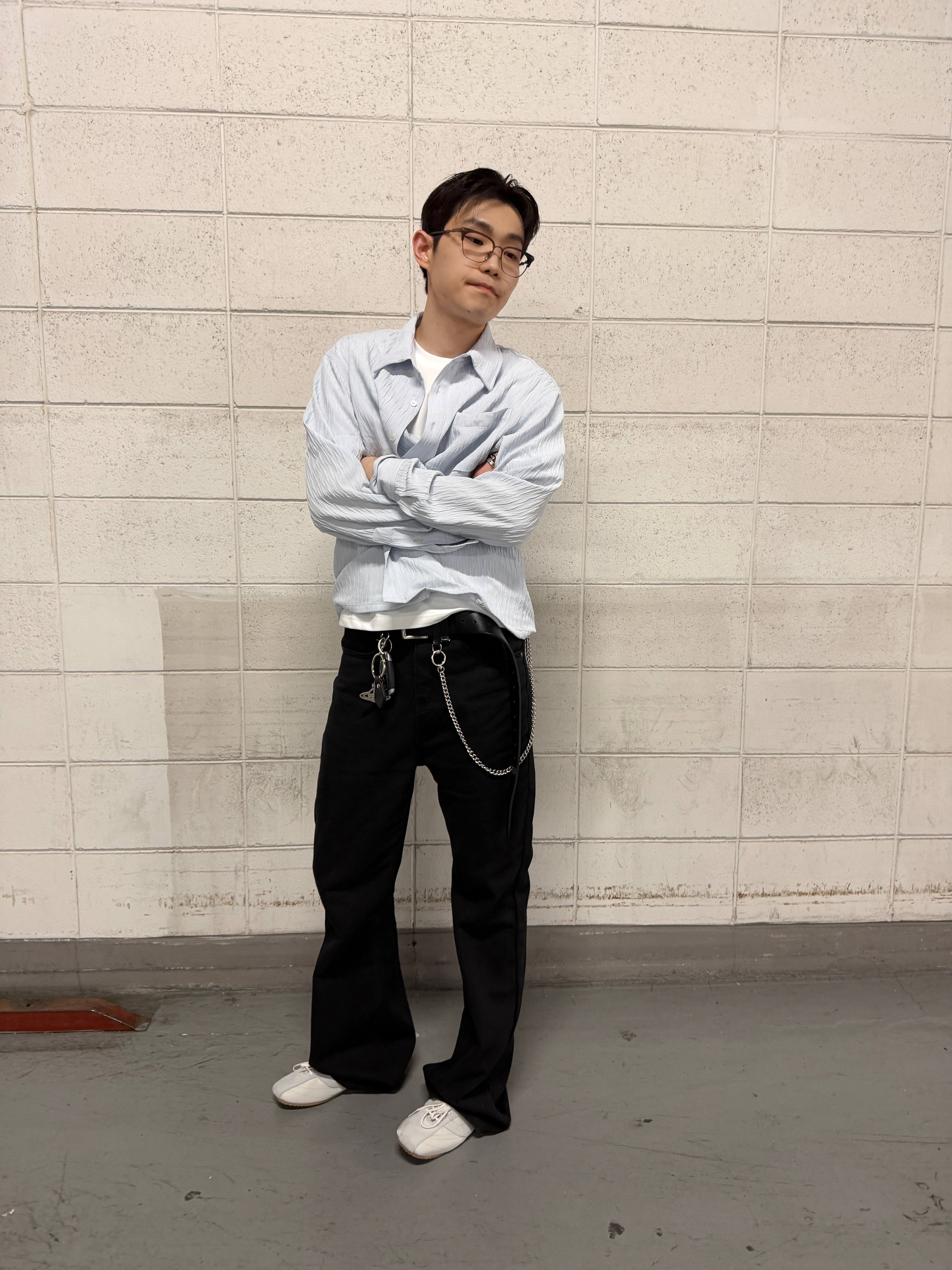PRO-SPECS NOVA Light Gray 착용 스타일 - 1