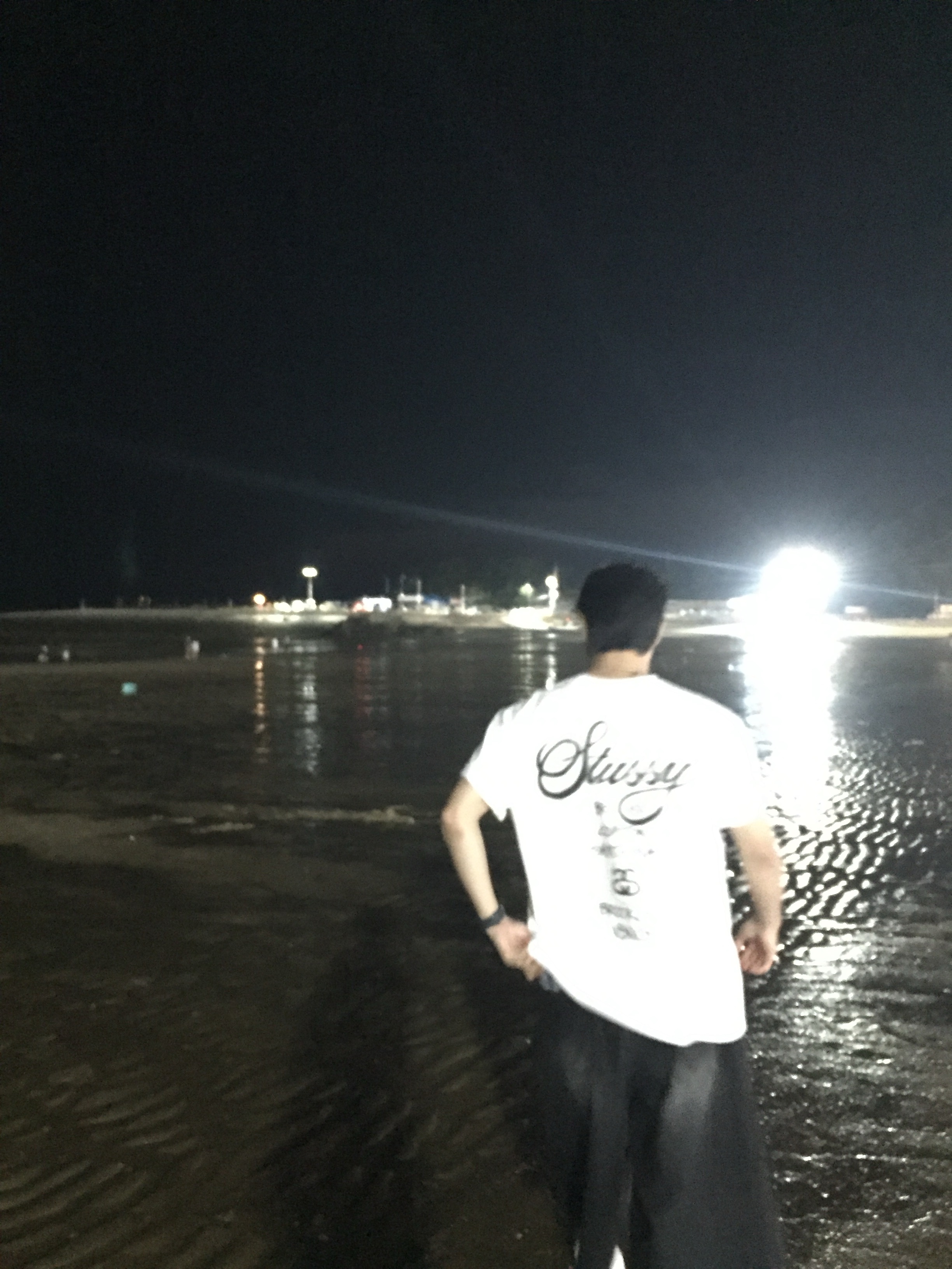 Stussy World Tour T-Shirt White, Adidas Samba OG Cloud White 착용 스타일 - 3