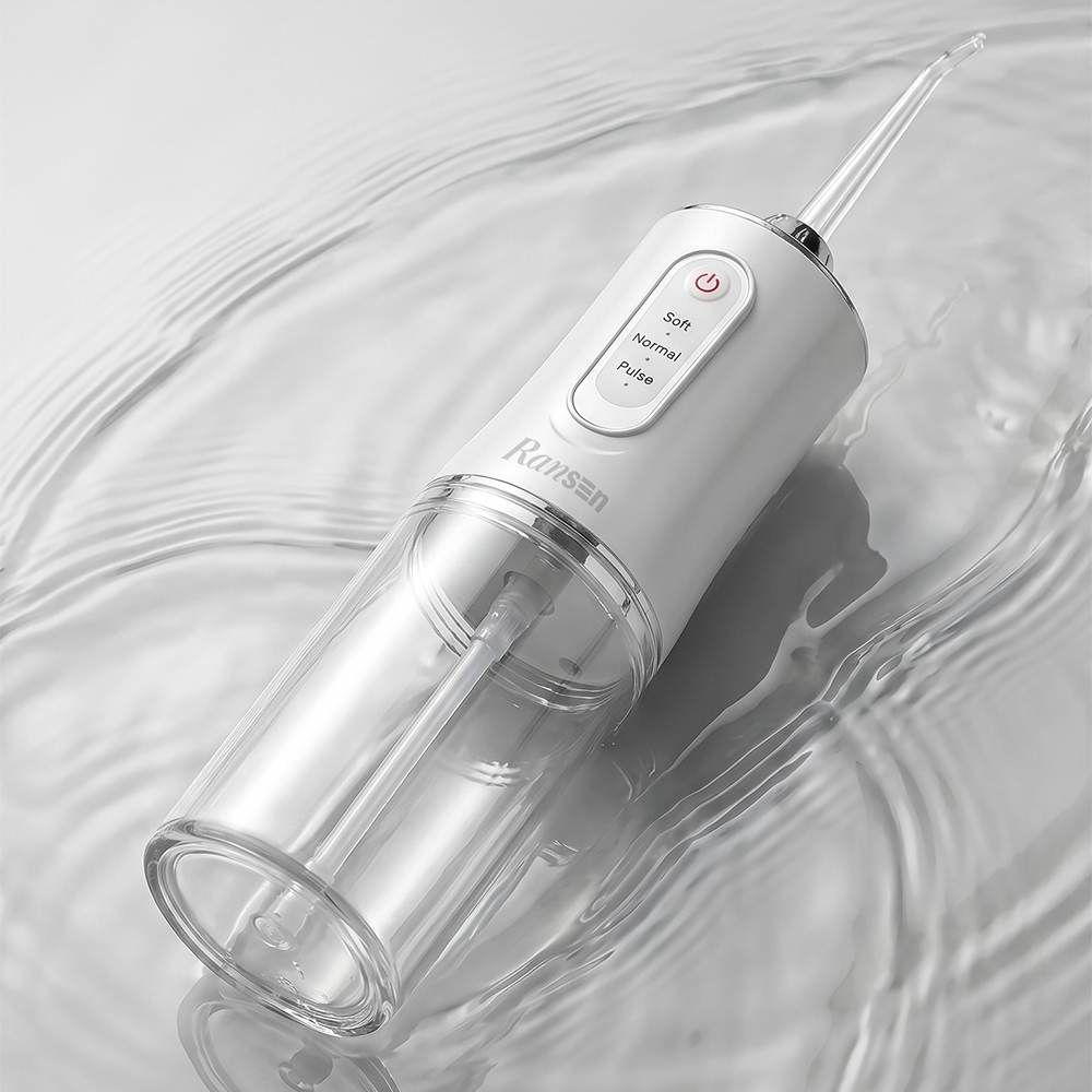 유니크시티 란센 클린픽 휴대용 구강세정기 HL18650(UNIQUECITY Lansen Cleanpick Portable Water Flosser HL18650) - 2