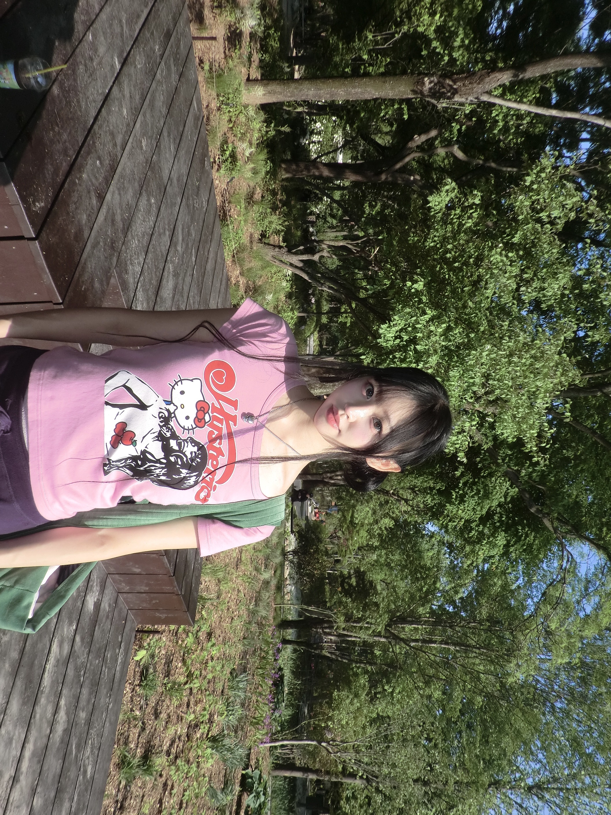 (W) Hysteric Glamour x Sanrio Kitty On Woman T-Shirt Pink, COYSEIO 038 Oversized Tote Bag Green 착용 스타일 - 3