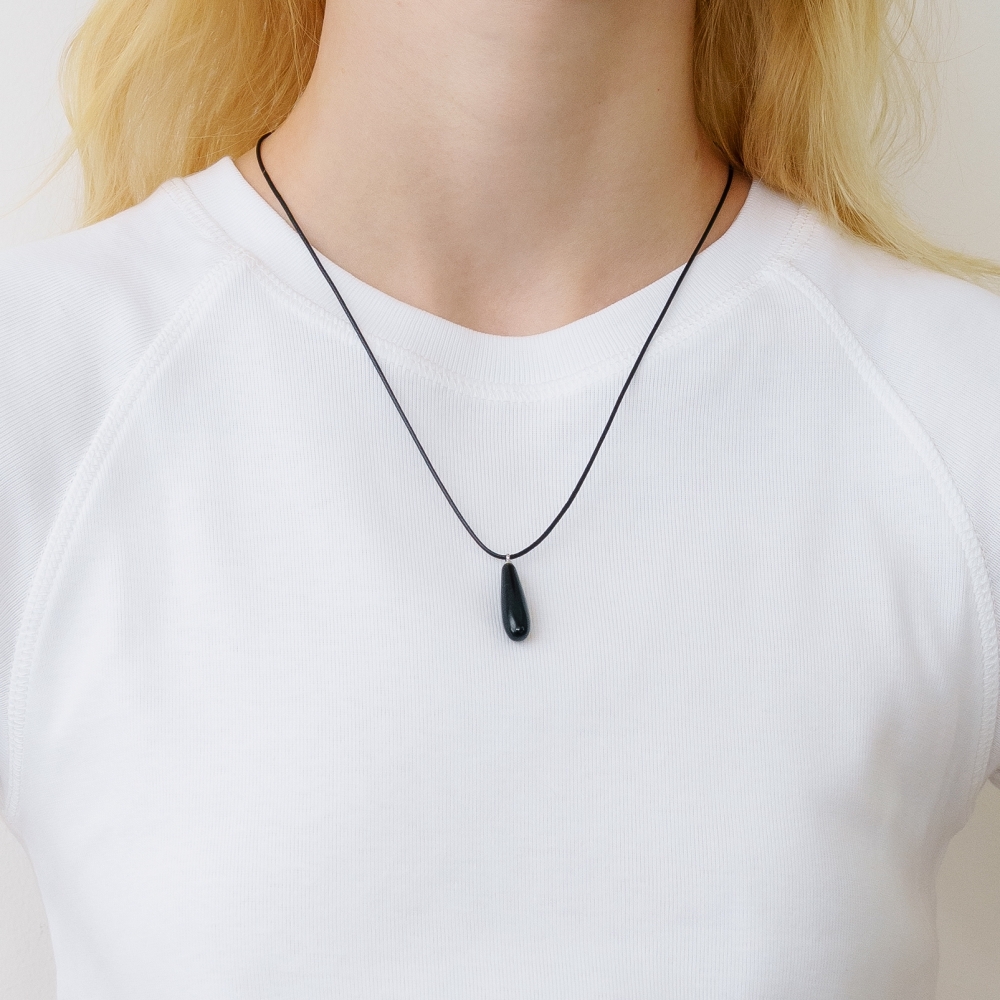러브미몬스터 슬림 오닉스 드롭 롱 끈 목걸이 블랙(lovememonster Slim Onyx Drop Long Strap Necklace BLACK) - 3