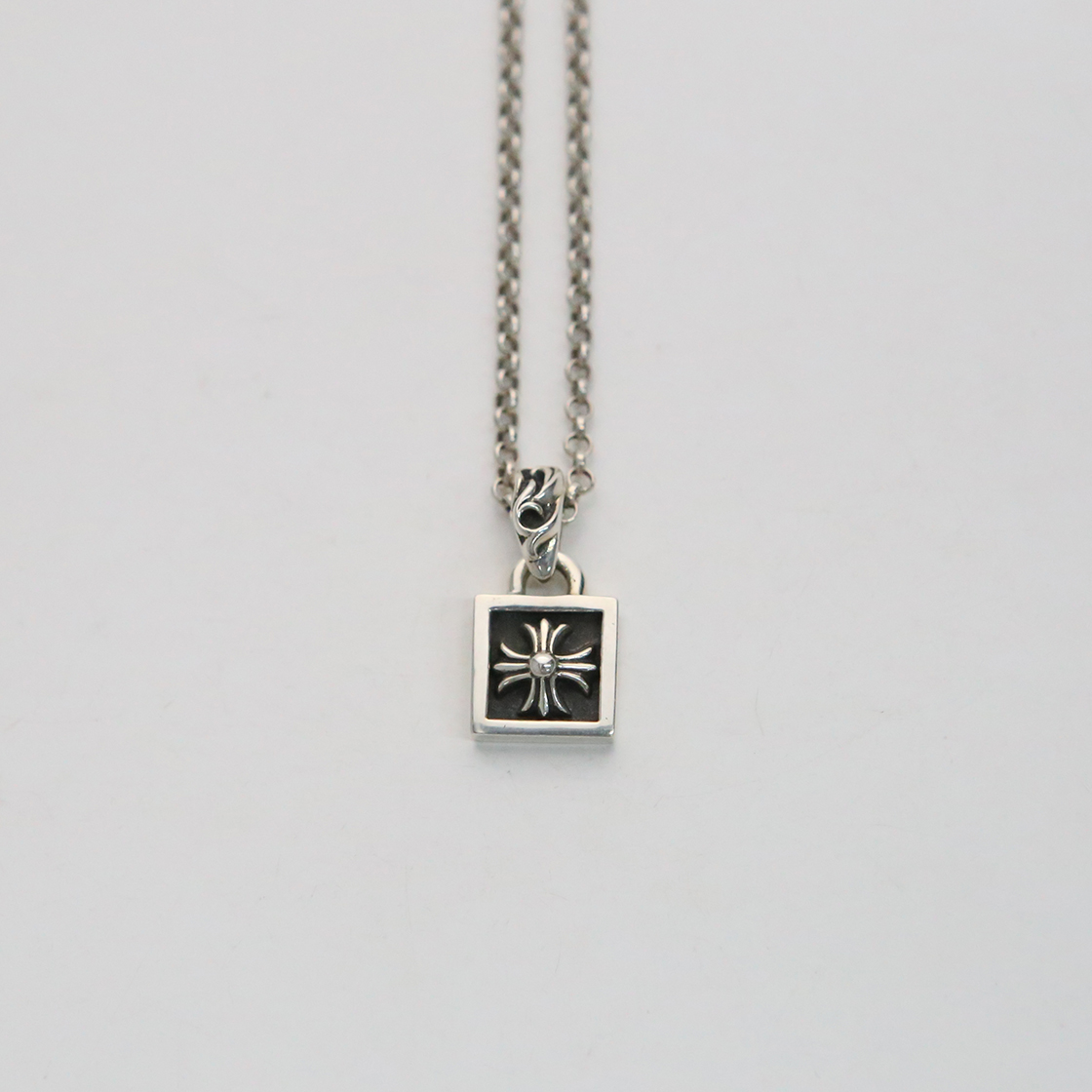 한스룸 크롬하츠 CH 플러스 프레임드 참(Hansroom Chrome Hearts CH Plus Framed Charm) - 4