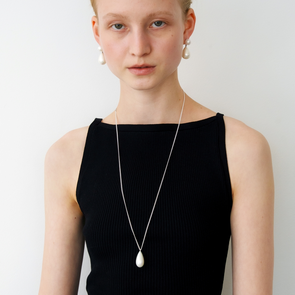 러브미몬스터 볼드 펄 드롭 롱 체인 목걸이 실버(lovememonster Bold Pearl Drop Long Chain Necklace SILVER) - 2