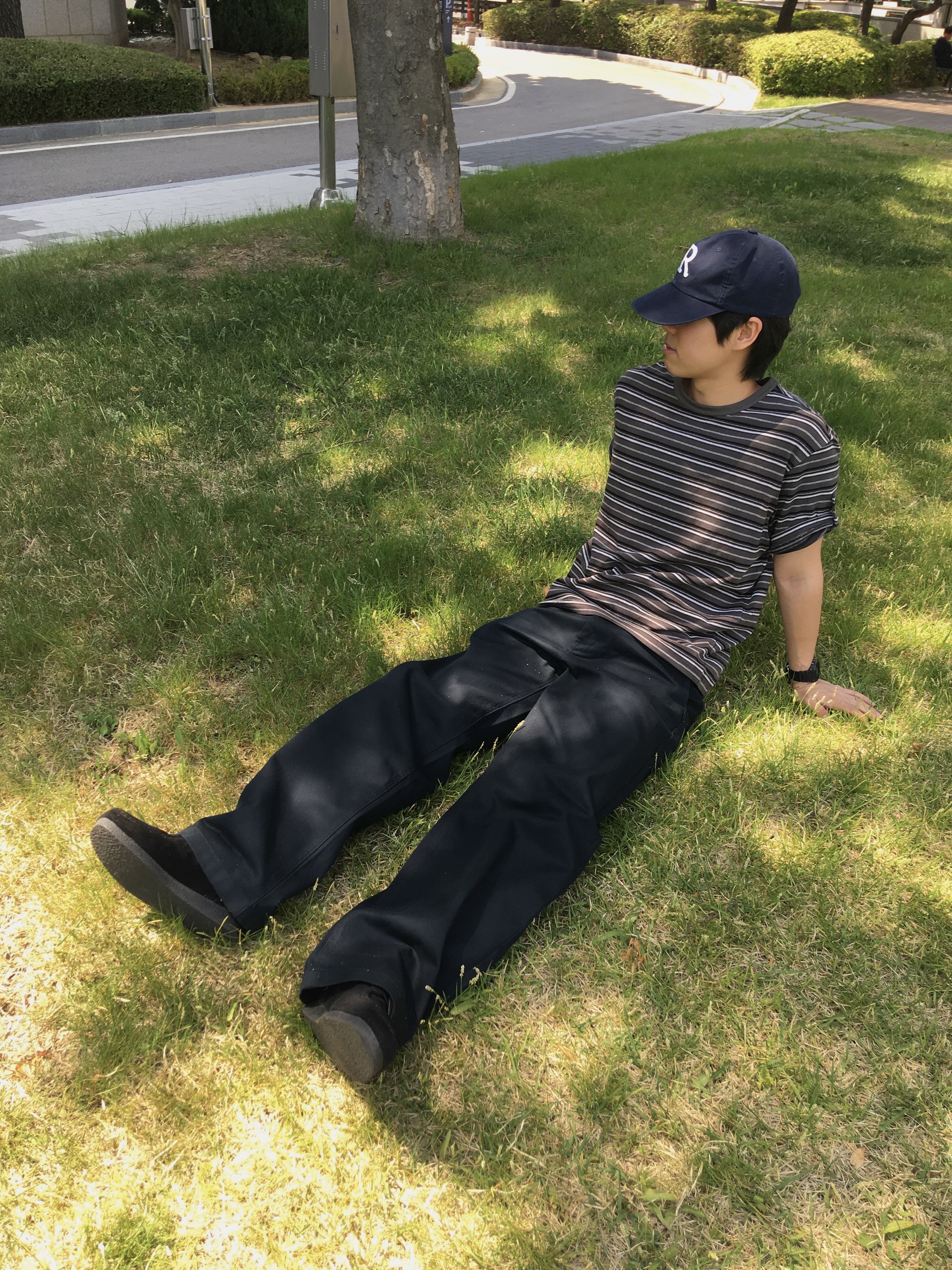 GU Real Leather Moccasin Shoes Black 착용 스타일 - 2