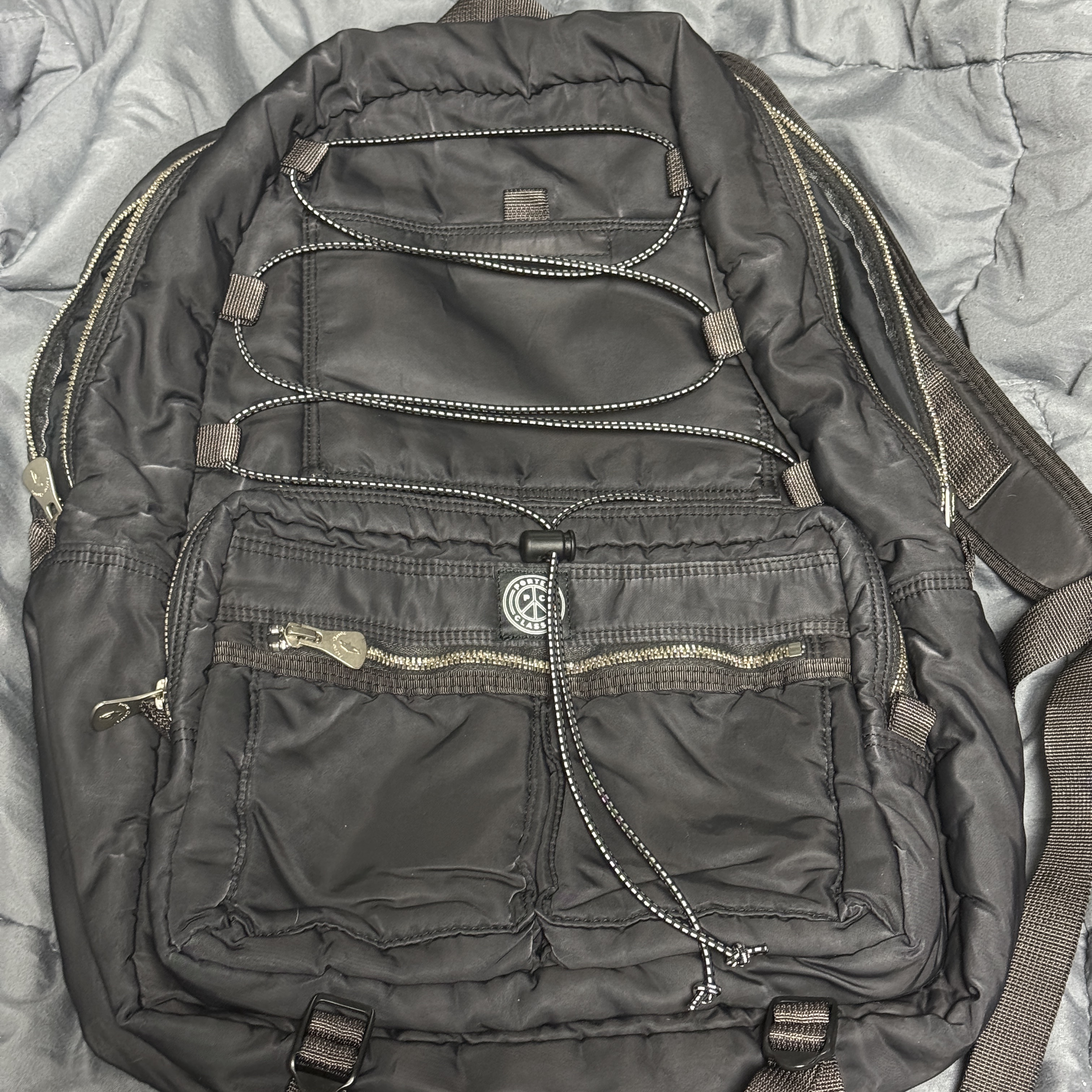 Porter Classic Super Nylon Day Pack L Black 착용 스타일 - 1