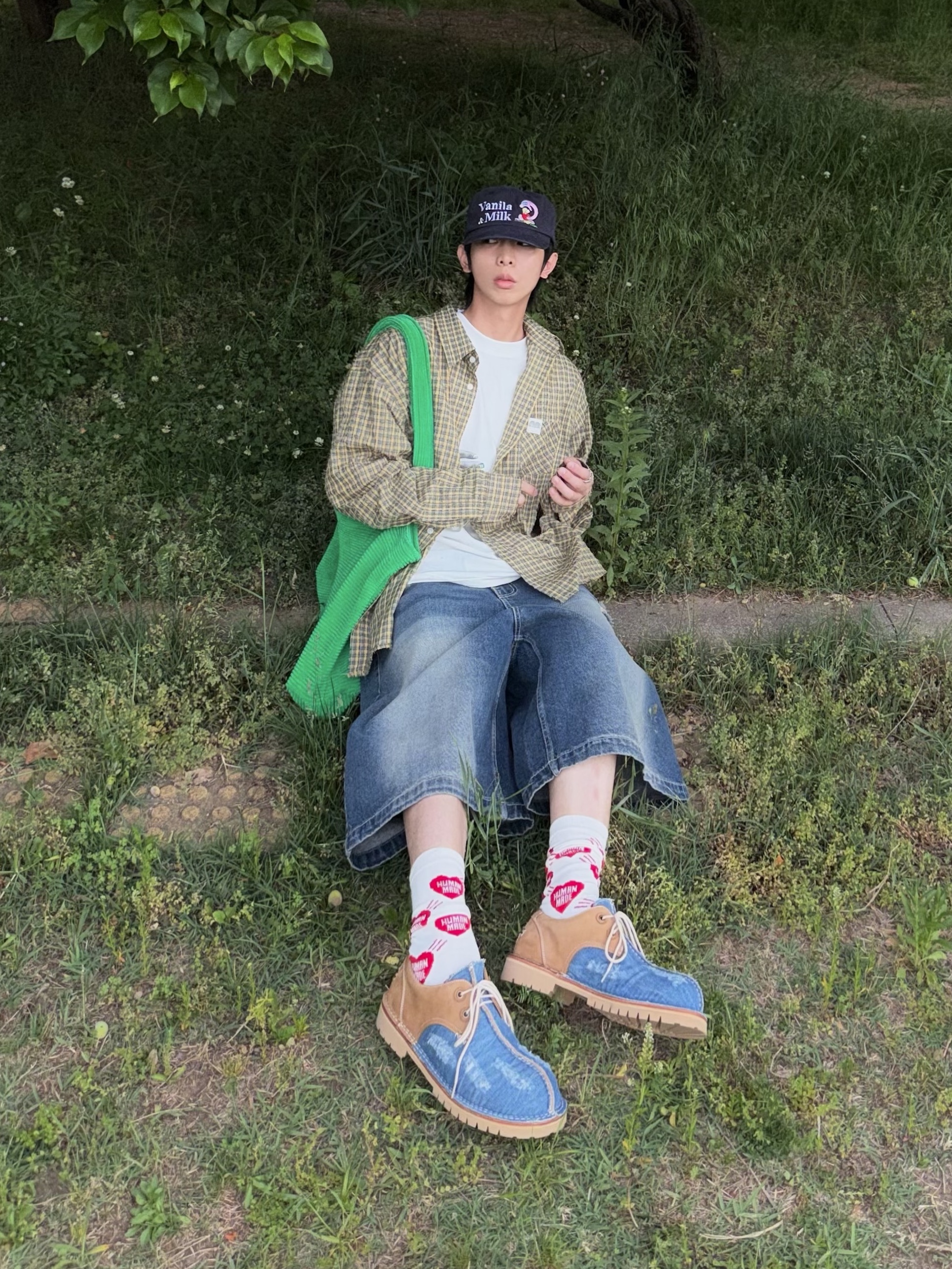 True Religion x Ferker Rody: The Upcycled Archive, Human Made Heart Pattern Socks Red 착용 스타일 - 1