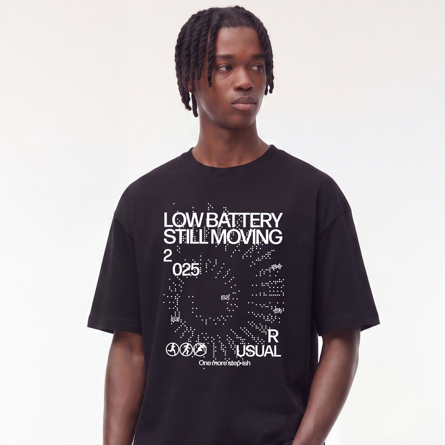 GILDAN X Summer Collection Low Battery  T-Shirt Black 착용 스타일