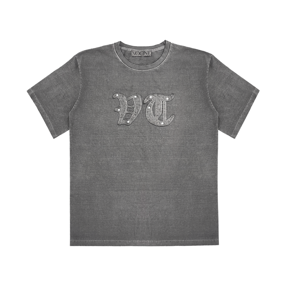 [KREAM 단독] 분트 피그먼트 스터드 브이티 로고 티셔츠 차콜([KREAM 단독] VOONT Pigment Stud VT Logo T-Shirt (CHARCOAL))
