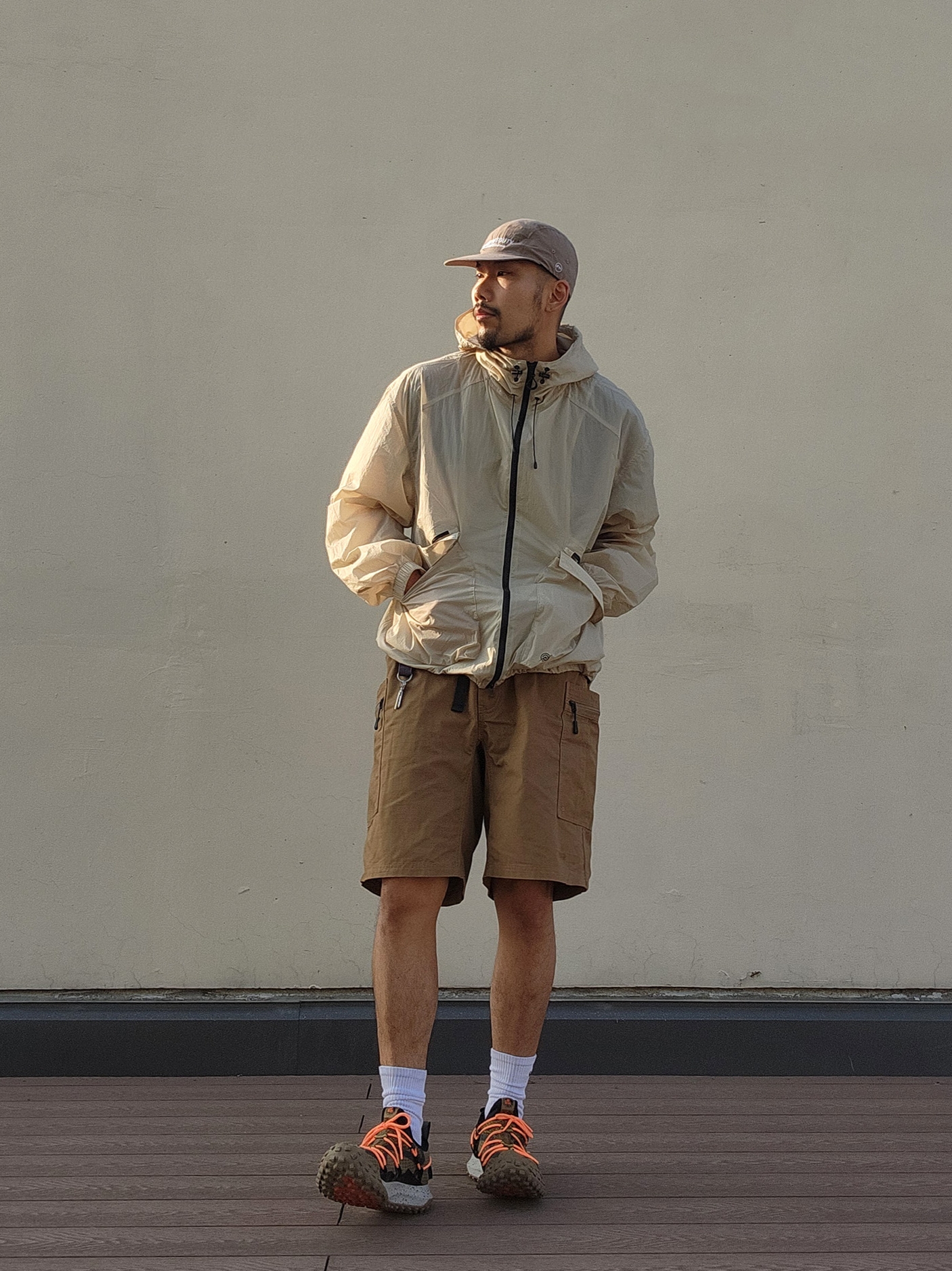 Nike ACG Mountain Fly Low Gore-Tex SE Hazel Rush 착용 스타일 - 3
