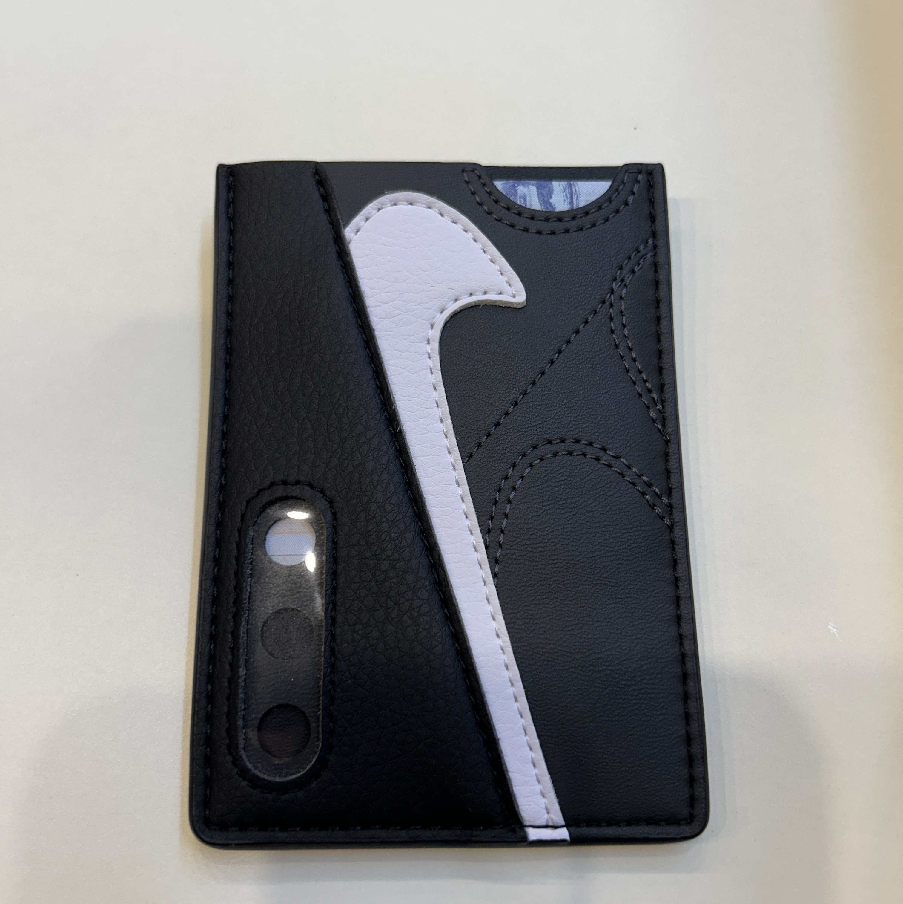 Nike Icon Air Max 90 Card Wallet Black 착용 스타일 - 1