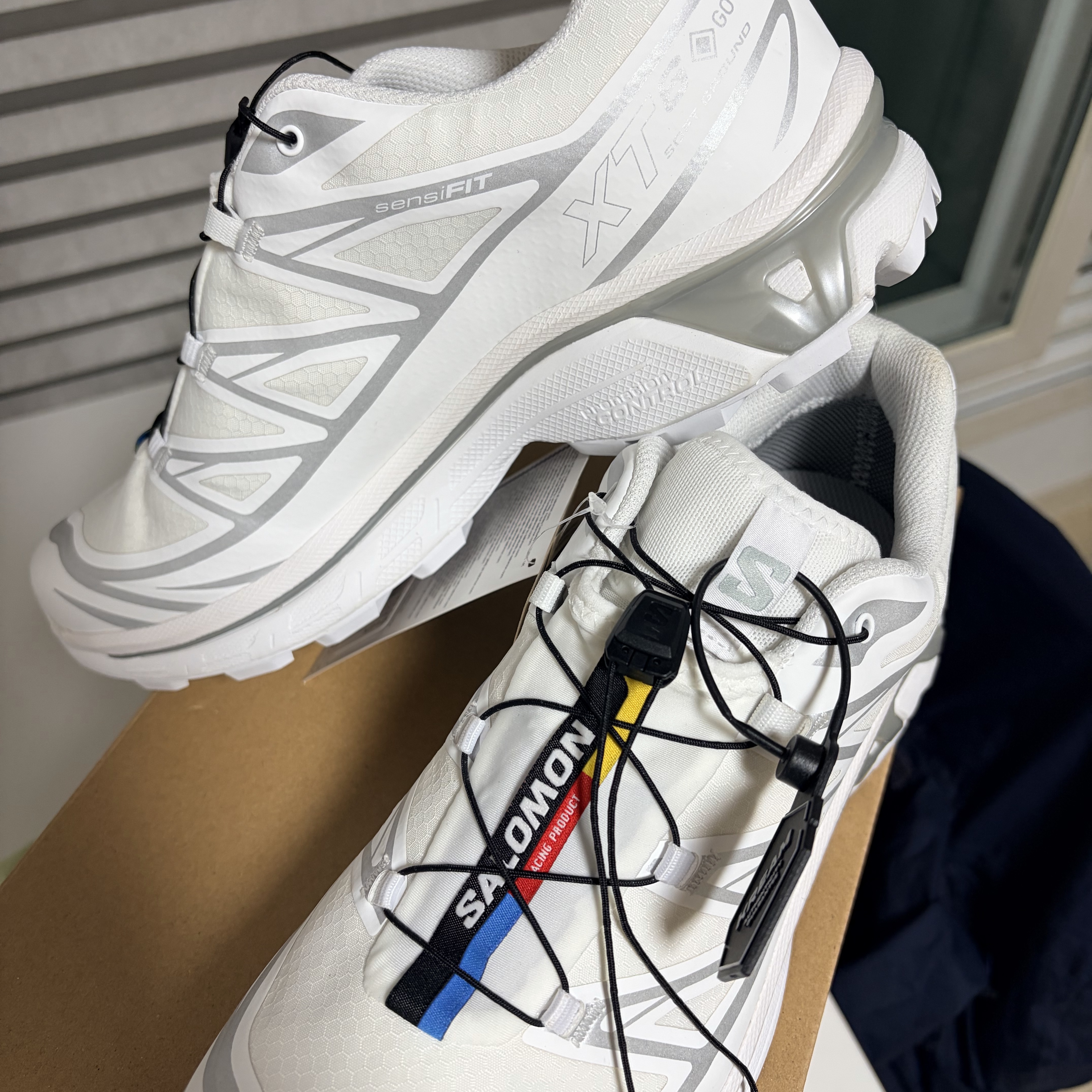 Salomon XT-6 Gore-Tex White Silver 착용 스타일