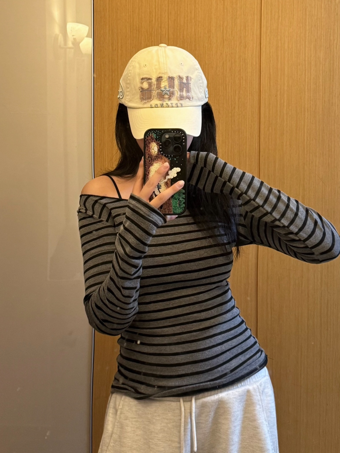 (W) hugyourskin Hug Friends Cap Pink 착용 스타일
