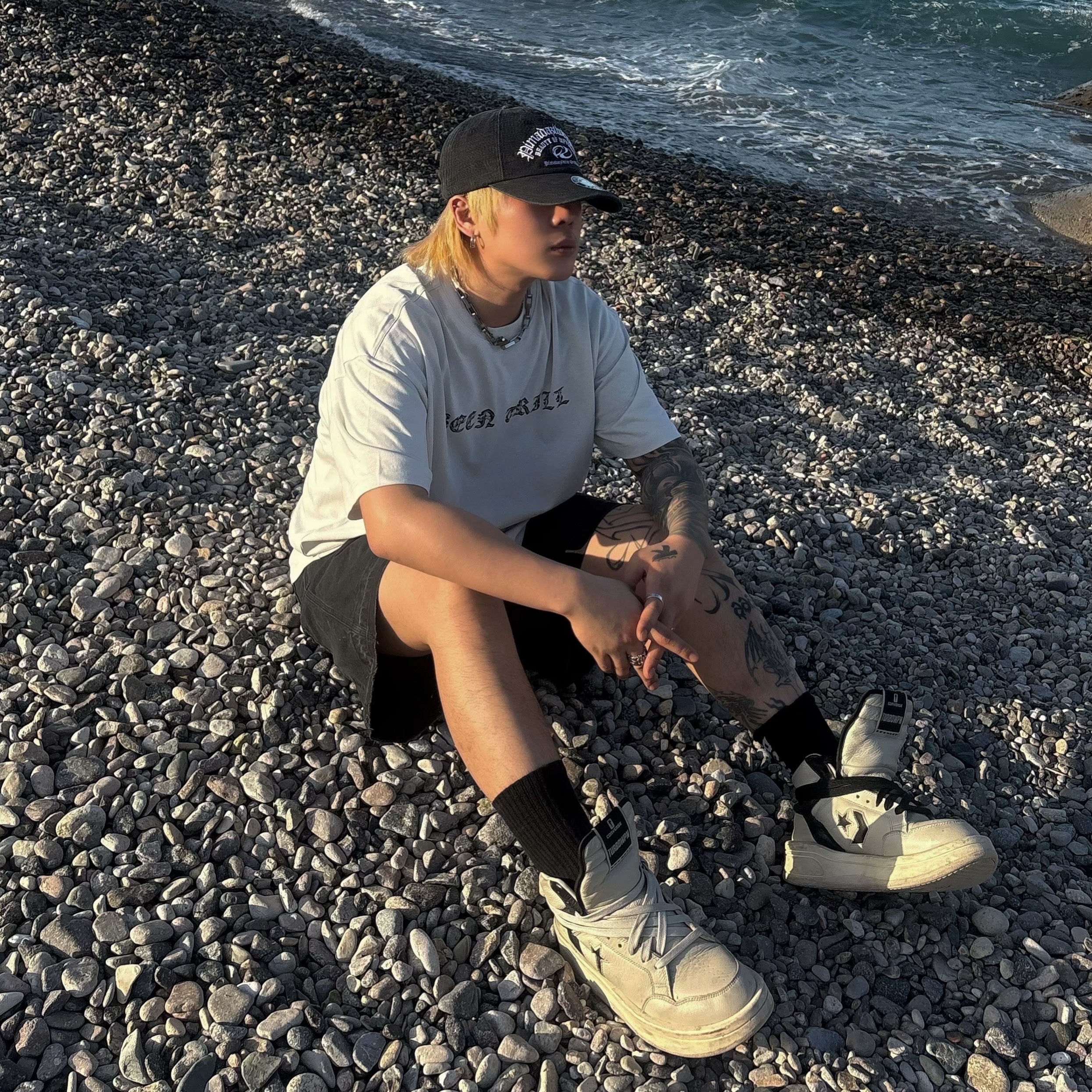 Converse x Drkshdw Turbowpn Pelican 착용 스타일 - 2