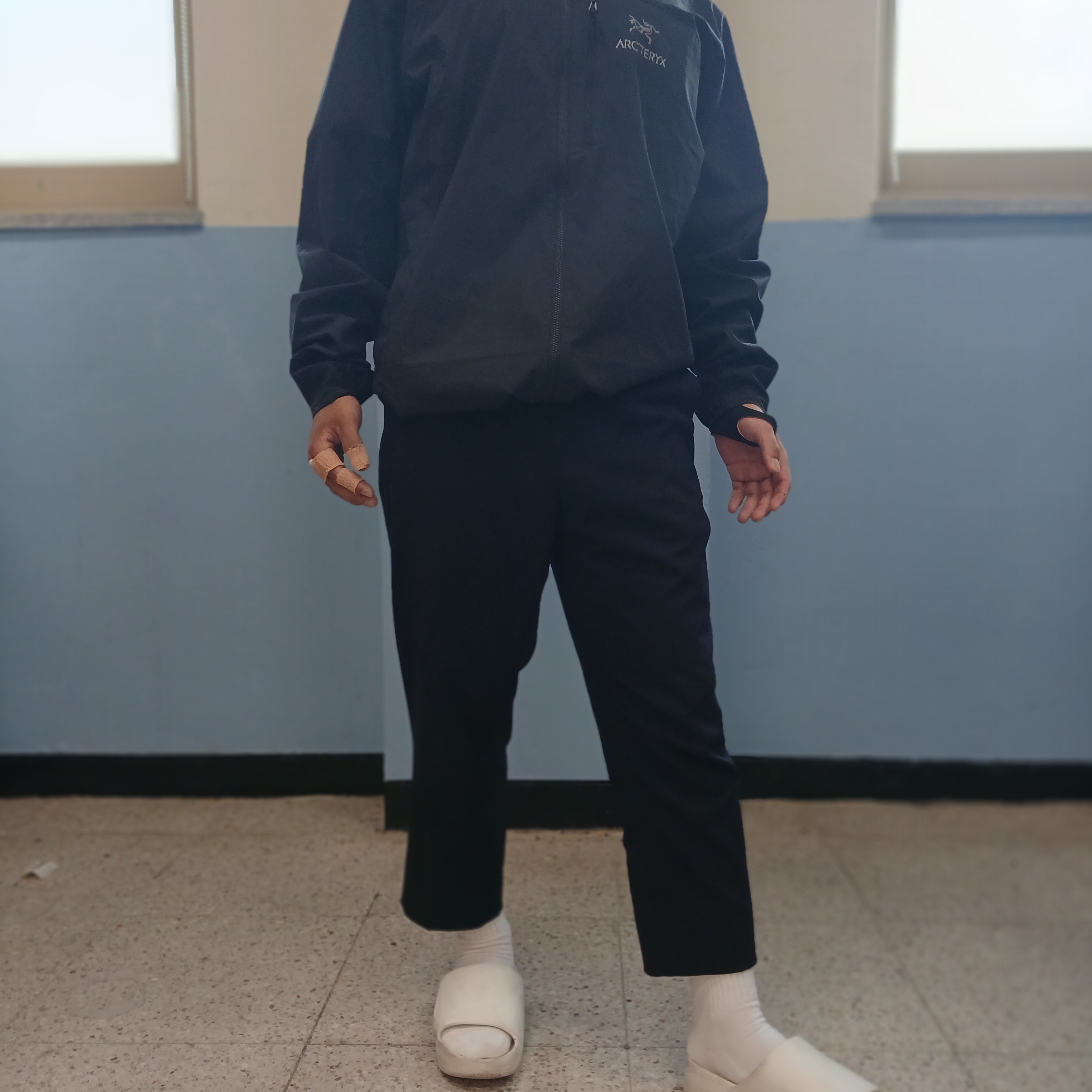 Arc'teryx Squamish Hoody Black 착용 스타일