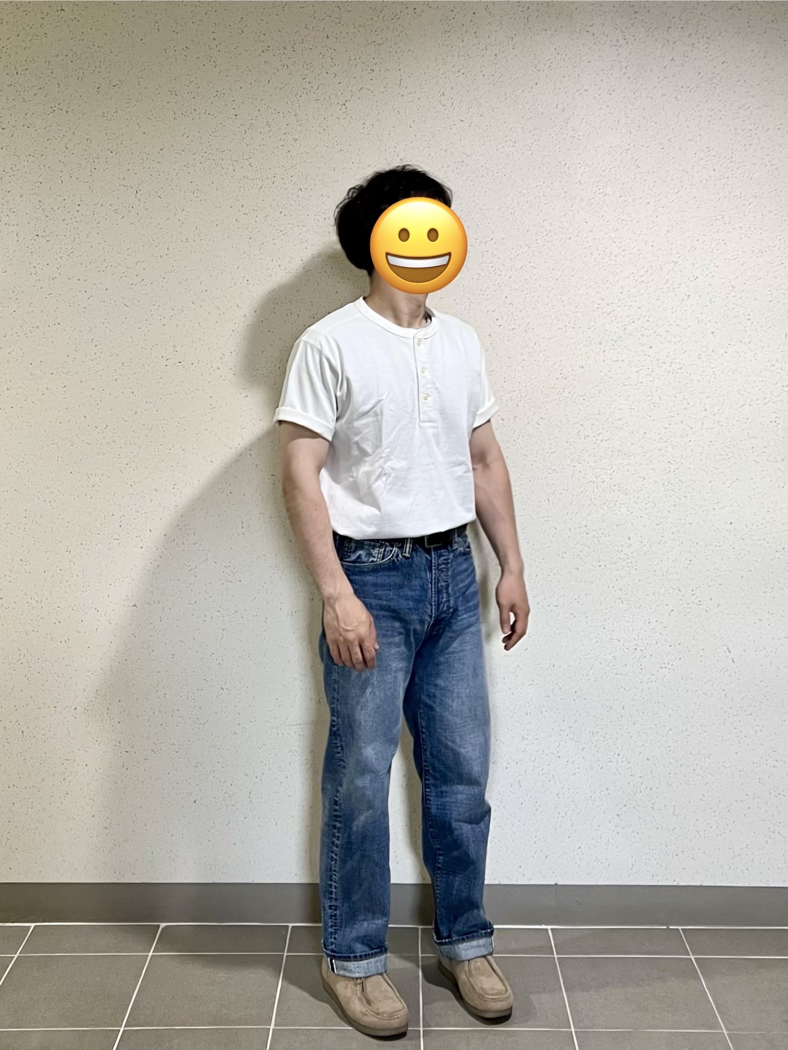 Outstanding 40S Selvedge Straight Pants Light Blue, GU Moccasin Shoes Beige 착용 스타일 - 3