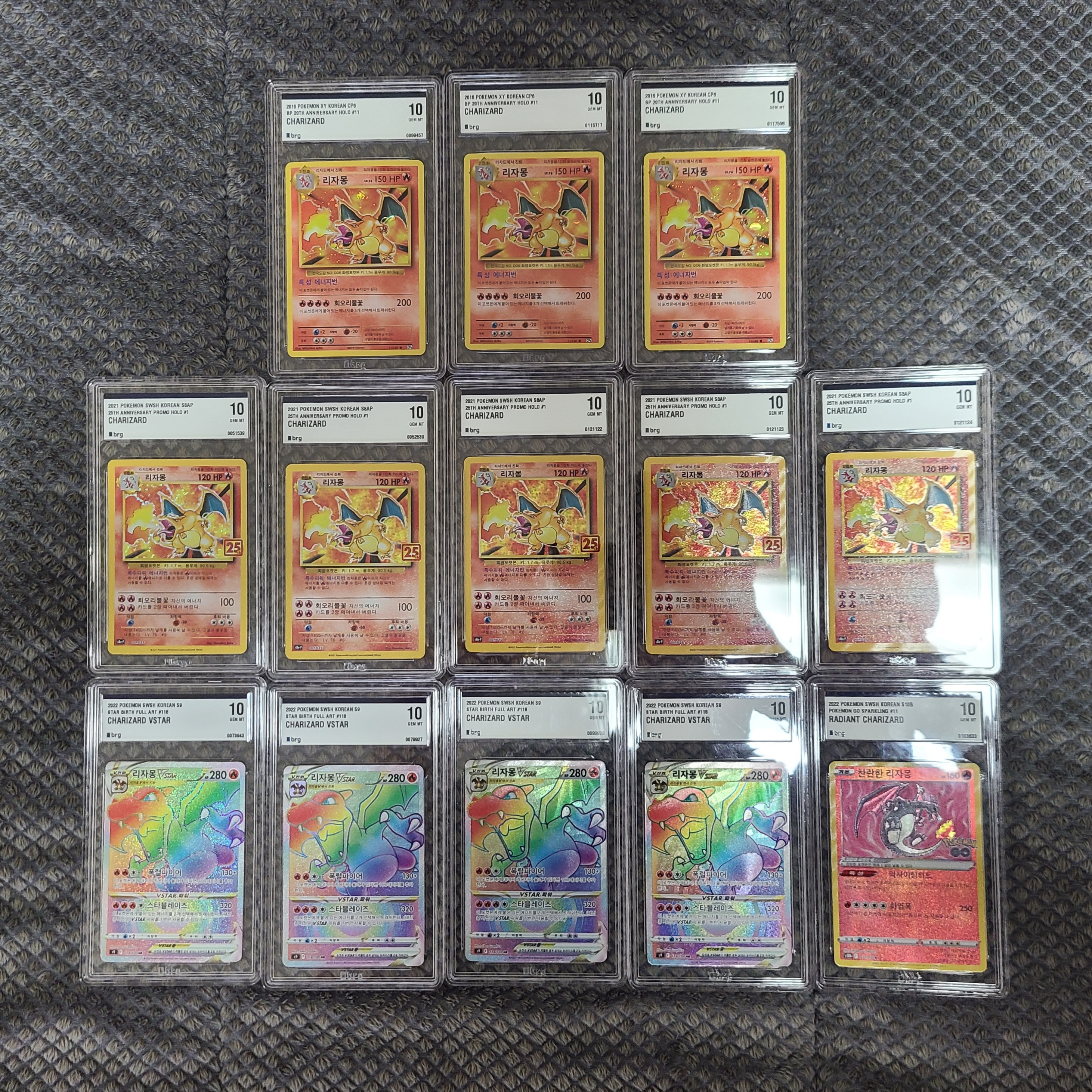 Pokemon TCG Charizard R BASE PACK 20th Anniversary (Korean Ver.), Pokemon TCG Charizard 25th Anniversary Collection (Korean Ver.) 착용 스타일