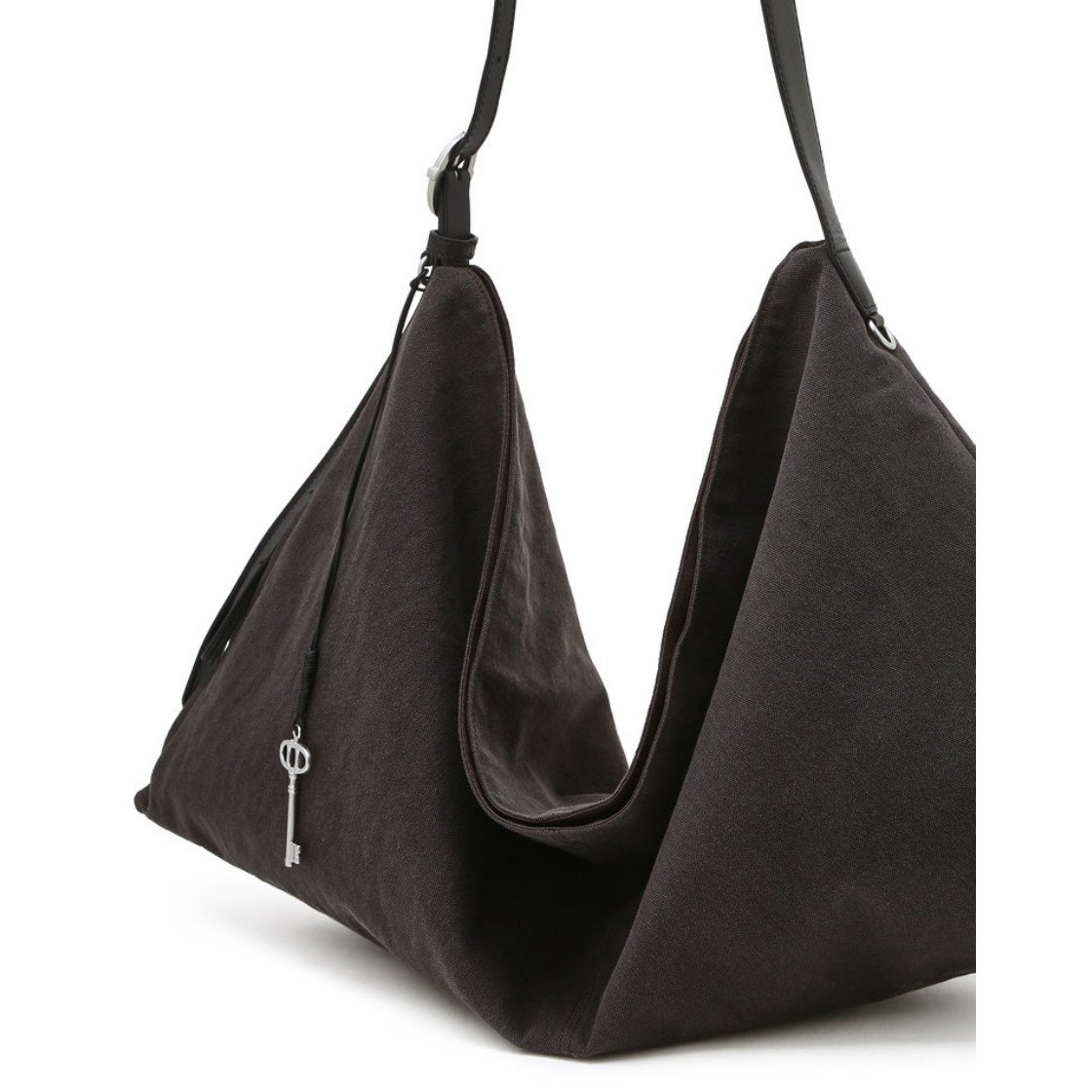 아떼 바네사브루노 액세사리 다크그레이 트라쎄 숄더백 AABA6F870G3 다크 그레이(Athe Vanessabruno Acc Trace Dark Gray Trace Shoulder Bag Aaba6F870G3 Dark Grey) - 6