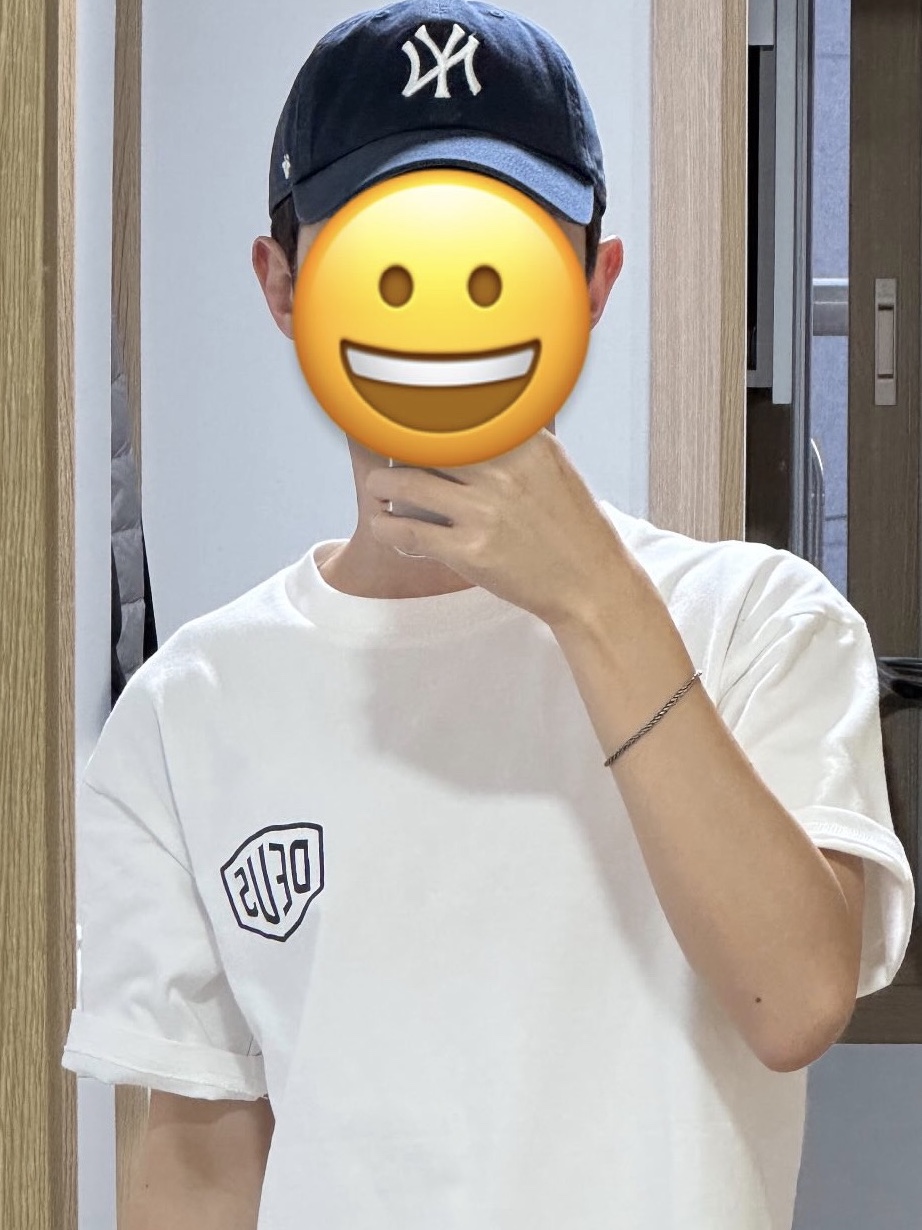 Deus Ex Machina Seoul Original Address T-Shirt White 착용 스타일