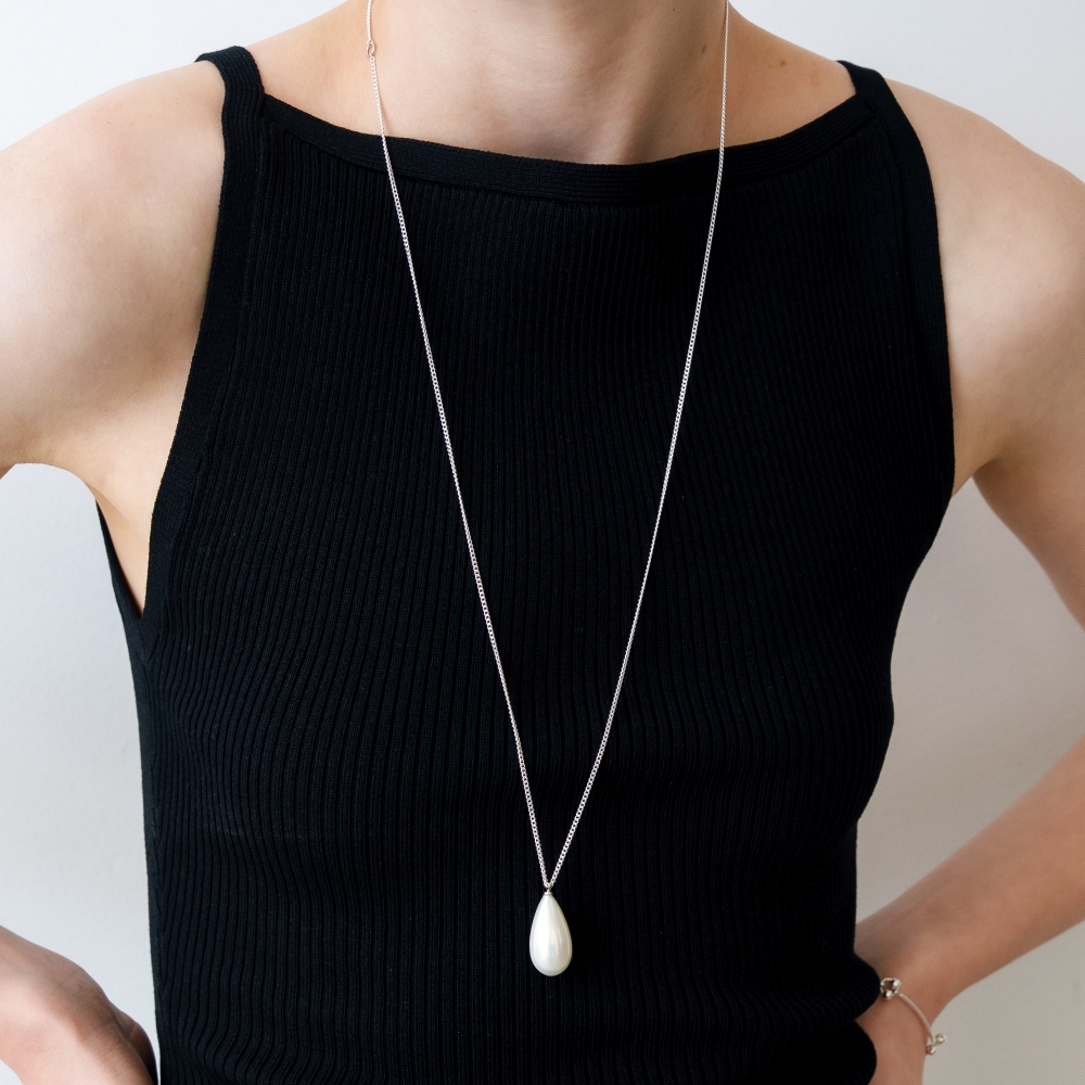 러브미몬스터 볼드 펄 드롭 롱 체인 목걸이 실버(lovememonster Bold Pearl Drop Long Chain Necklace SILVER) - 3