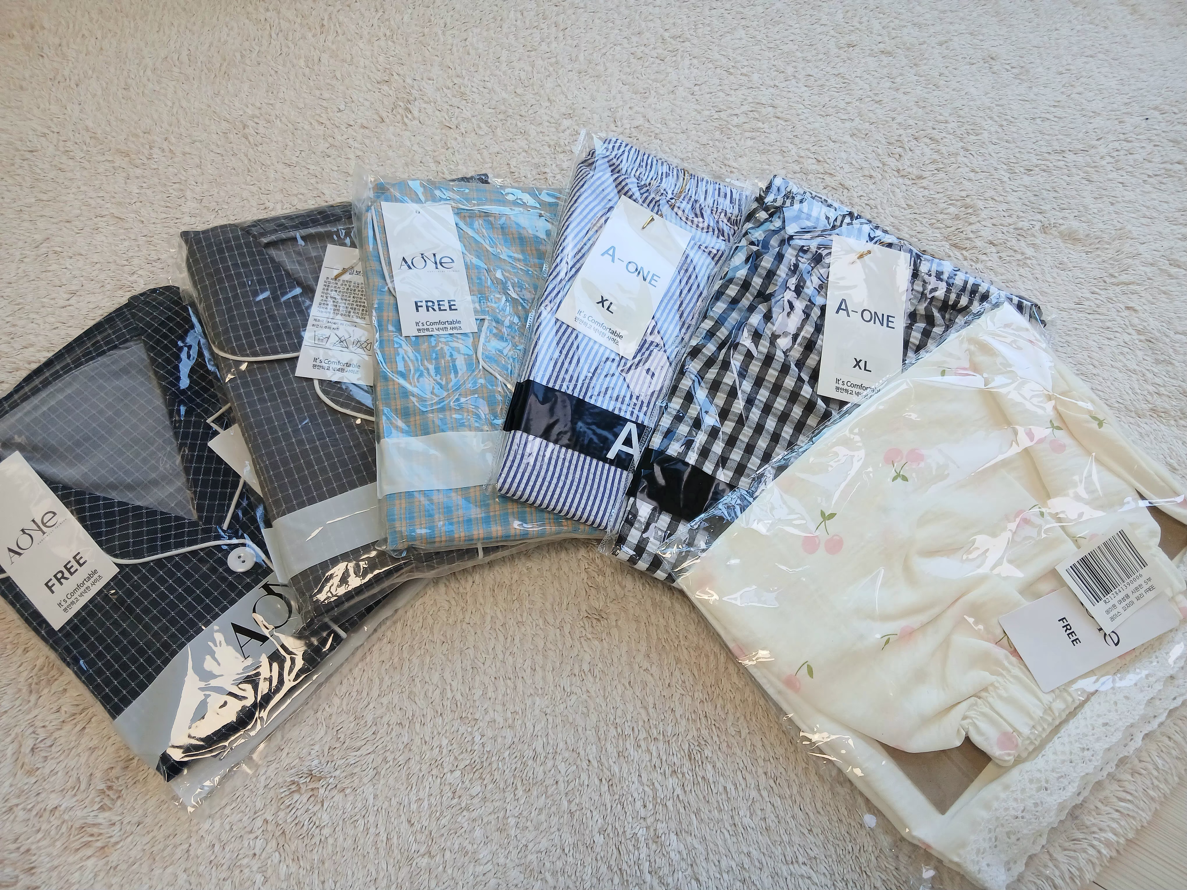 [3% 적립] Aone Cold Check Short Sleeve Pajama Set Gray Check, [3% 적립] Aone Cold Check Short Sleeve Pajama Set Navy Check 착용 스타일 - 3