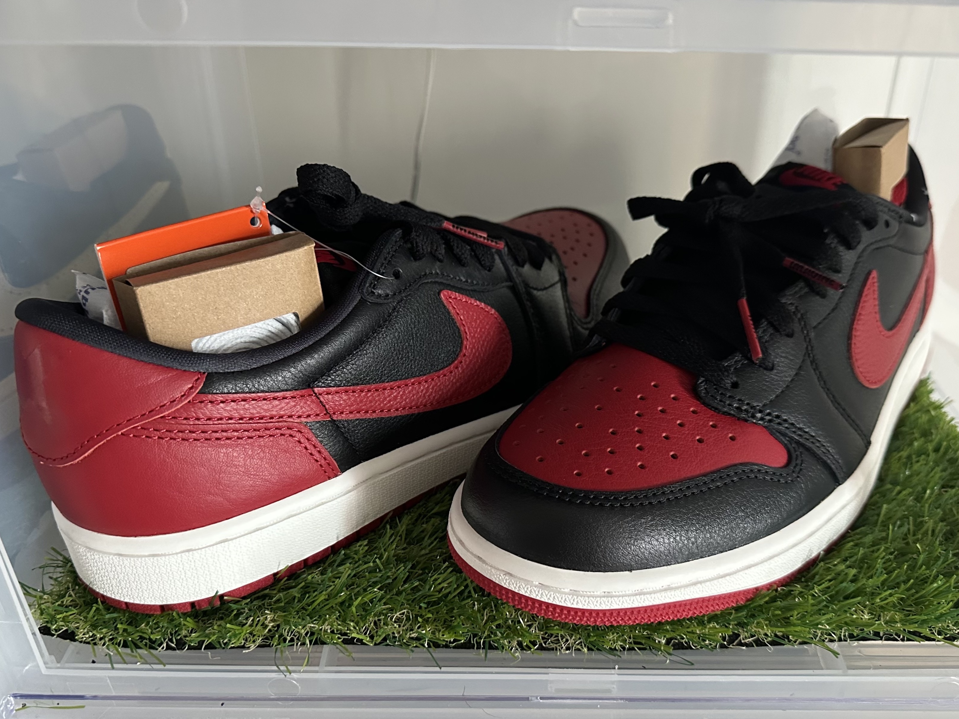 Jordan 1 Retro Low OG Banned 2026 착용 스타일