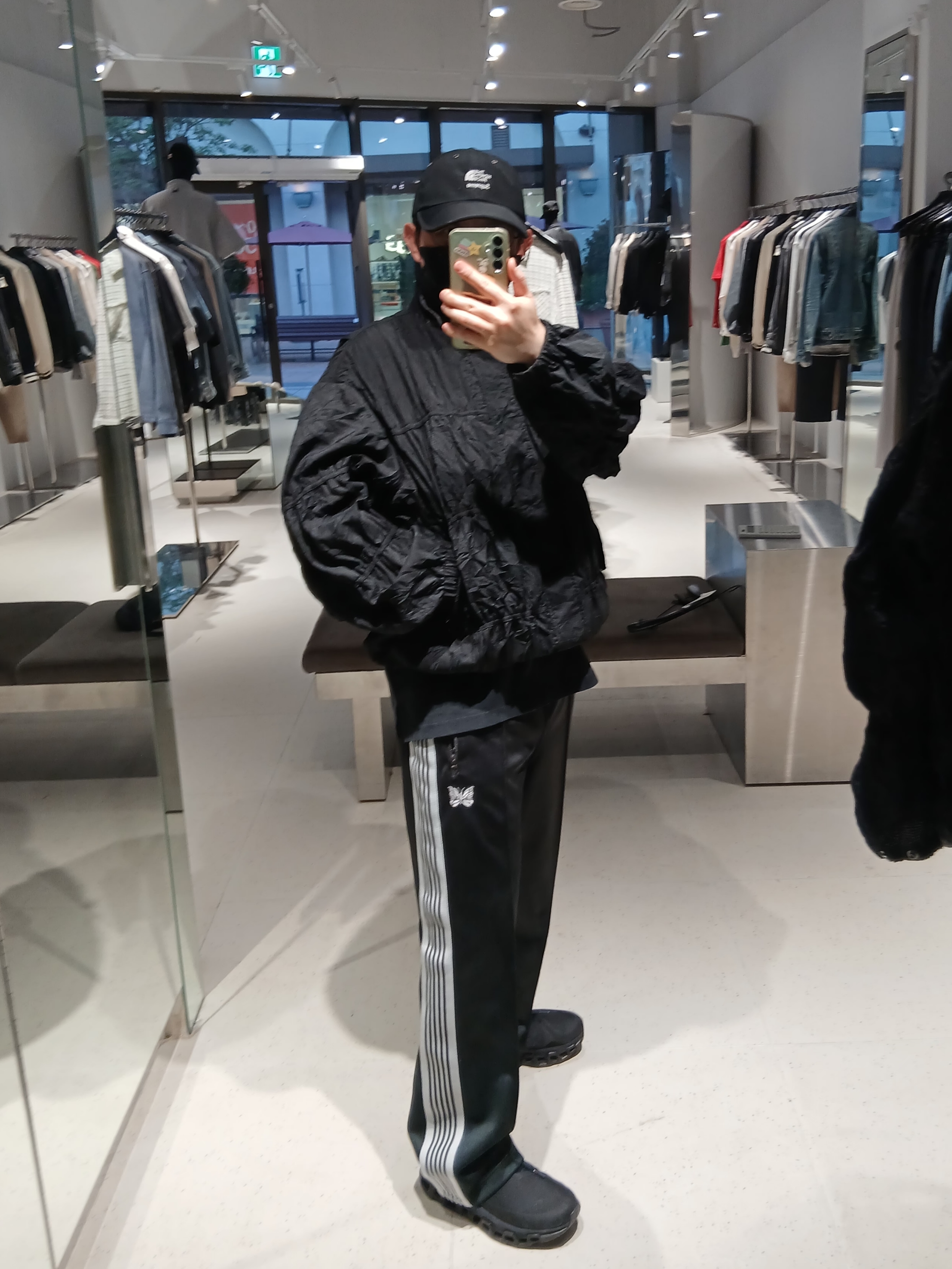 Iro Velin Shirring Coach Jumper Black, Supreme x The North Face Split 6-Panel Black - 24SS 착용 스타일 - 7