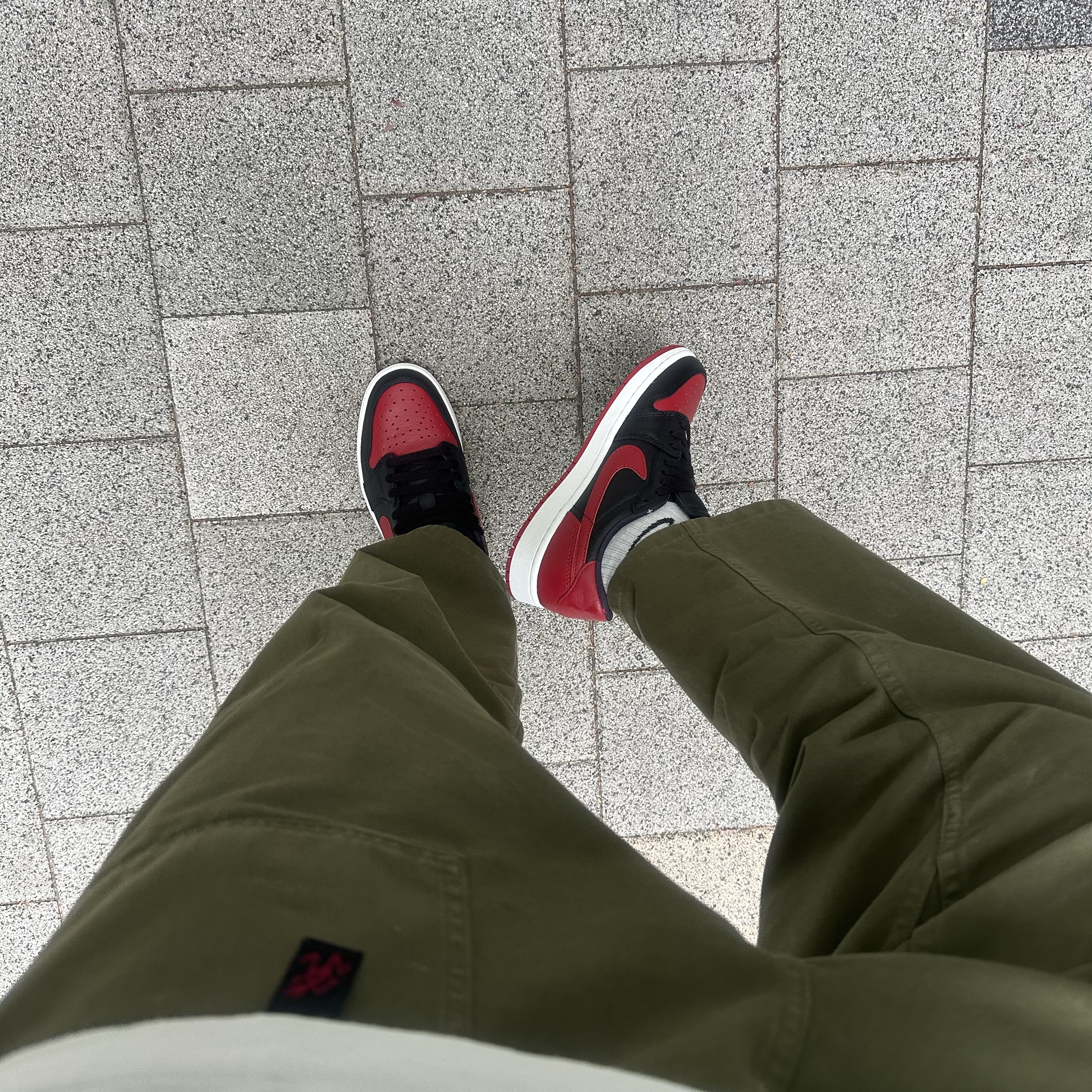 Jordan 1 Retro Low OG Banned 2026 착용 스타일