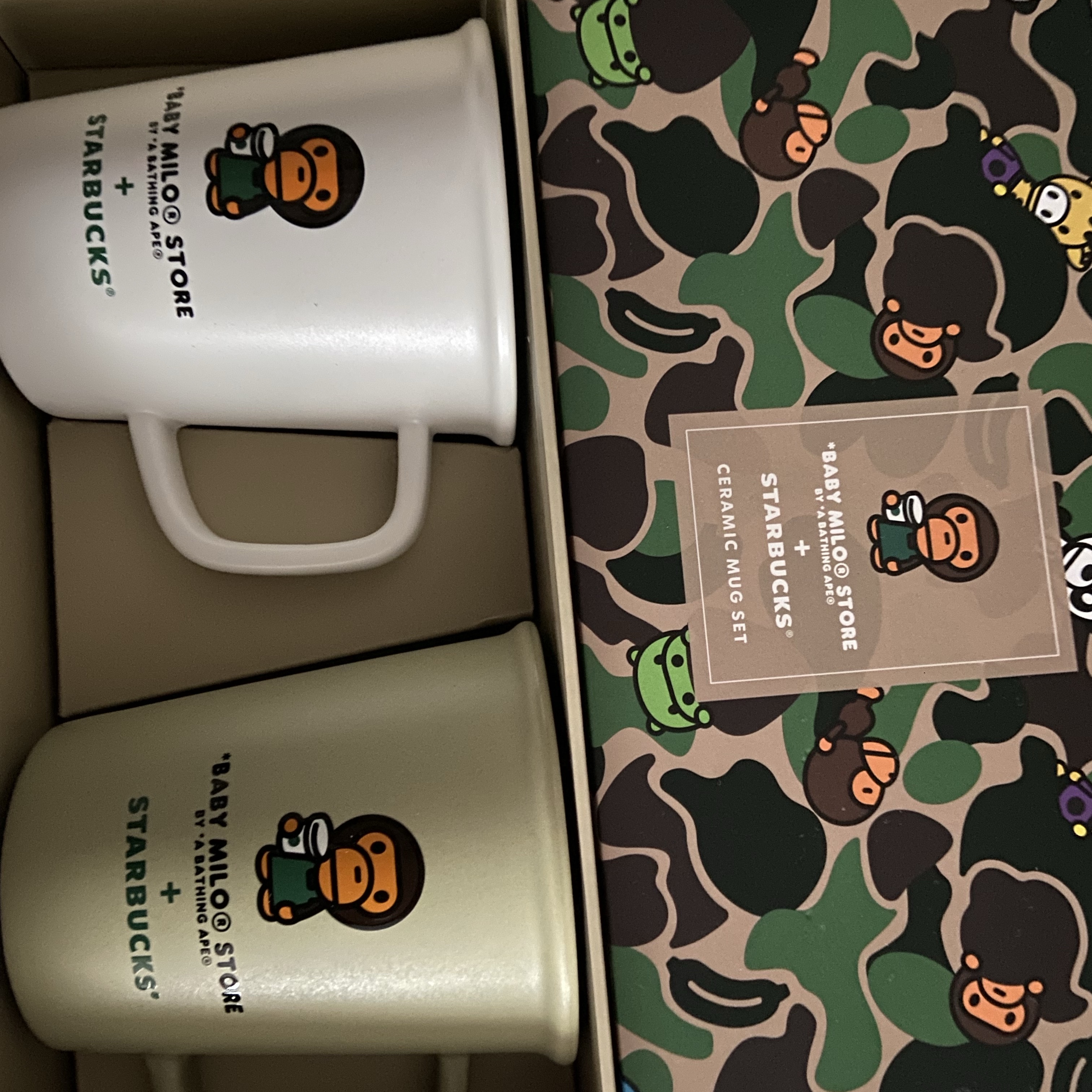 Starbucks x BAPE Baby Milo Mug (Set of 2) 착용 스타일