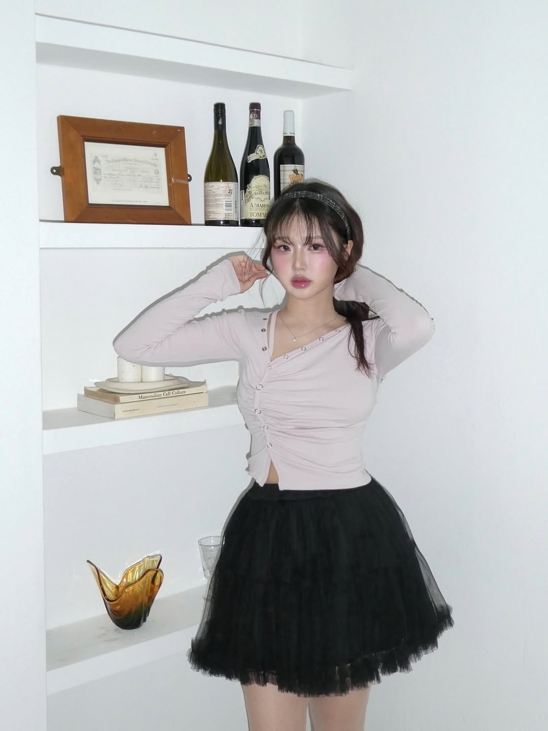 Rosefrantz Unbalanced Shirring Long Sleeve [Pink] 착용 스타일 - 2