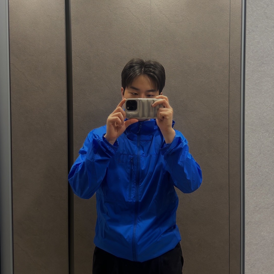 Arc'teryx Squamish Hoody Fluidity 착용 스타일 - 1