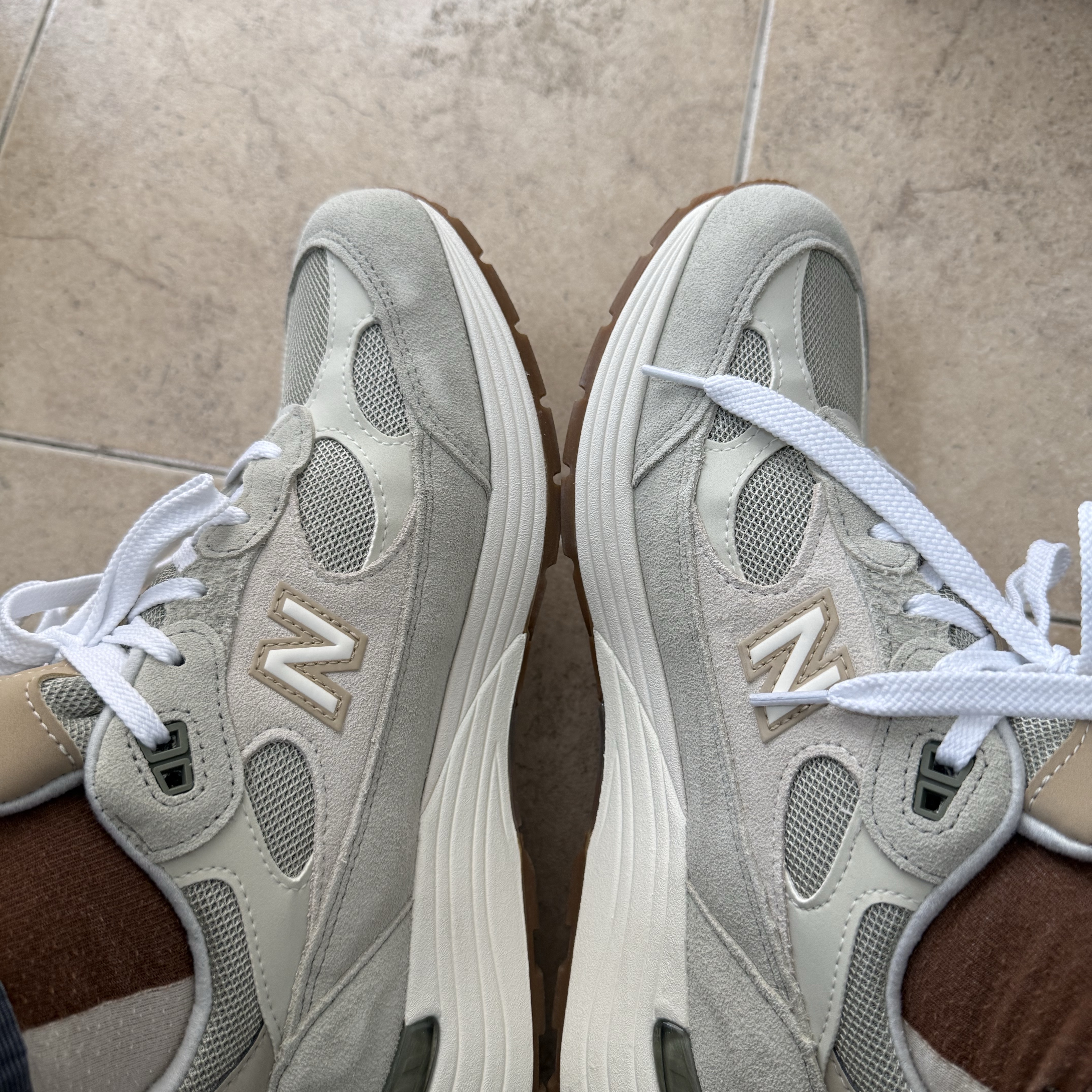 New Balance x Teddy Santis 992 Made in USA Olivine Incense 착용 스타일