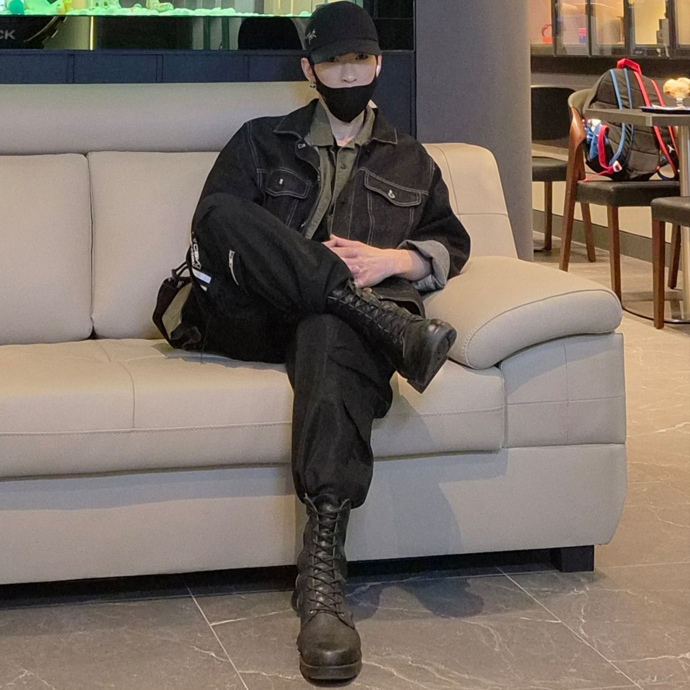 Arc'teryx Calvus Cap Black 착용 스타일 - 1